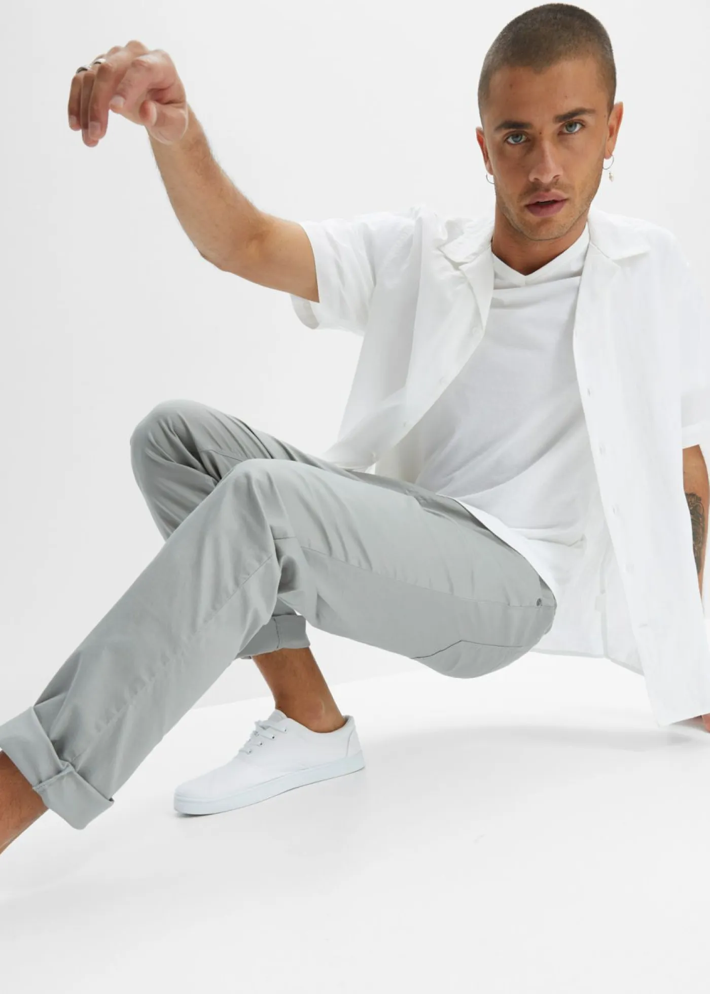 Hombre bonprix bonprix Pantalón elástico de corte regular y recto