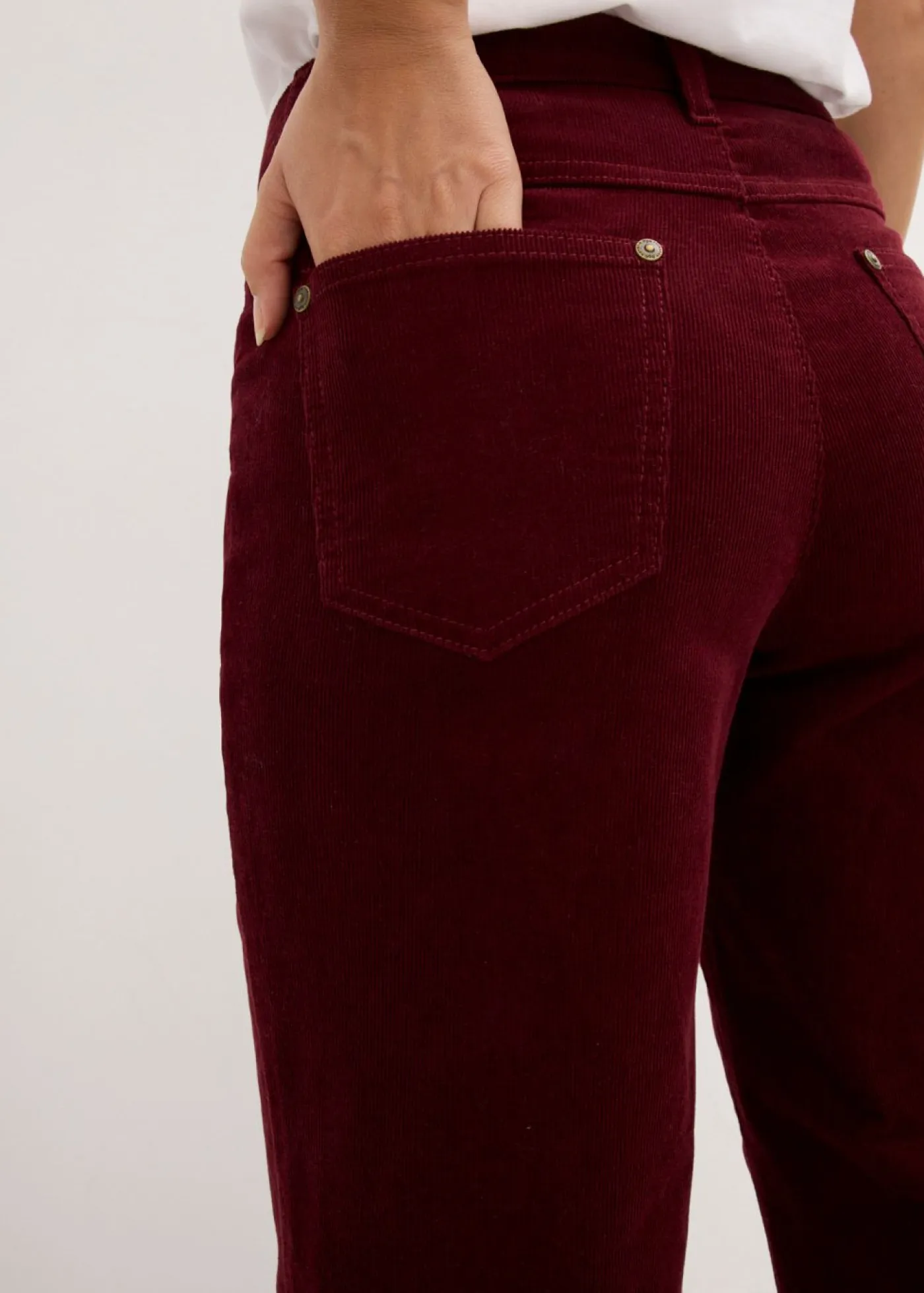 bonprix bonprix Pantalones>Pantalón estilo Marlene de pana rojo avellana