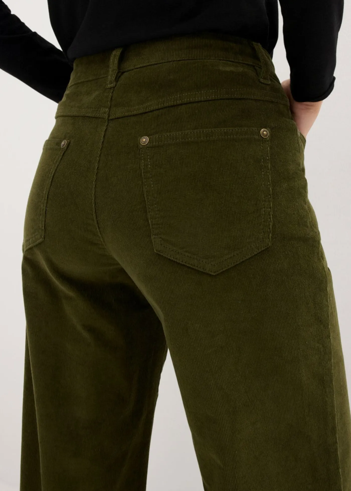 bonprix bonprix Pantalones>Pantalón estilo Marlene de pana Verde oliva oscuro