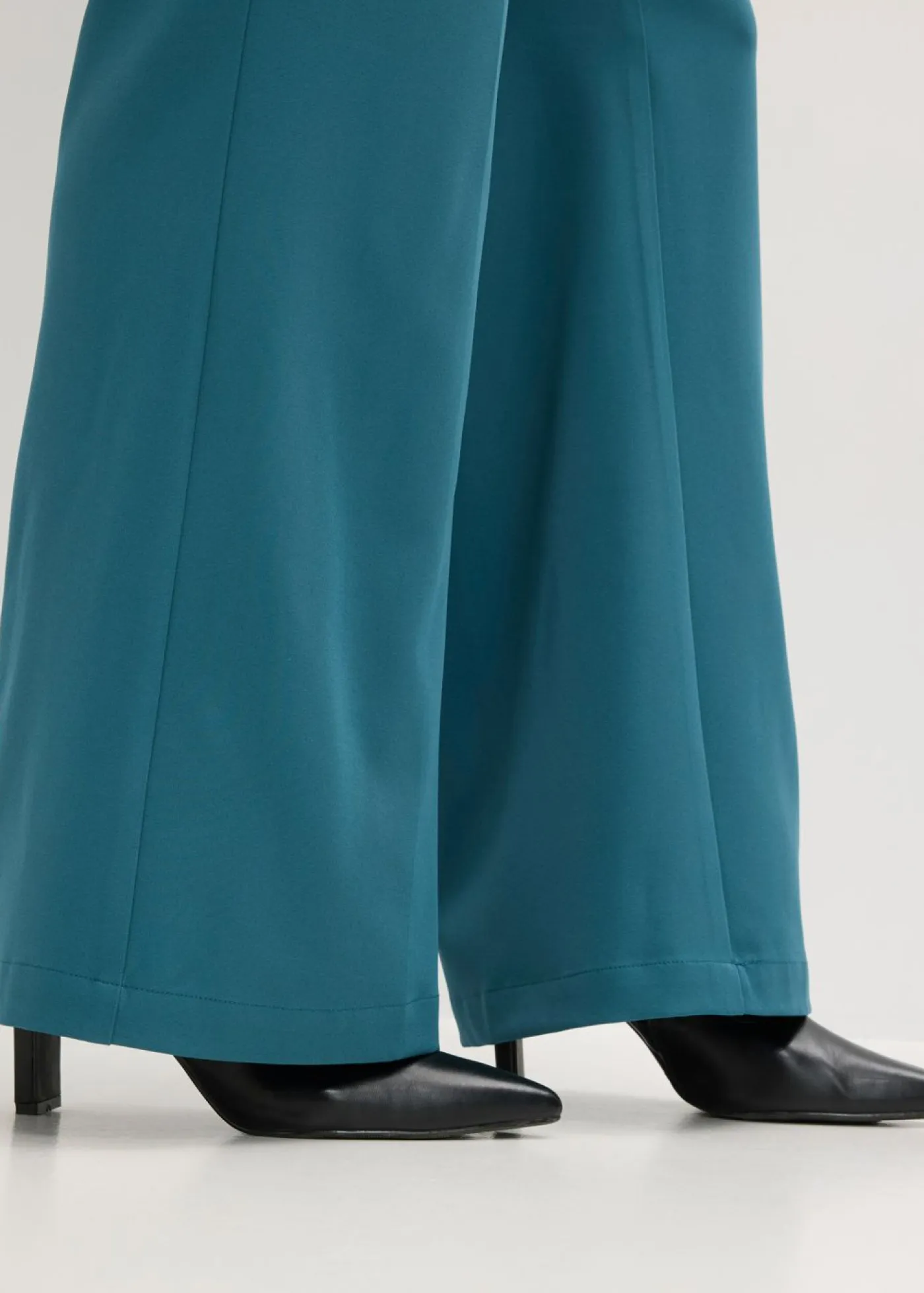 bonprix bonprix Tallas Pequeñas>Pantalón Marlene con cinturilla cómoda verde pimiento