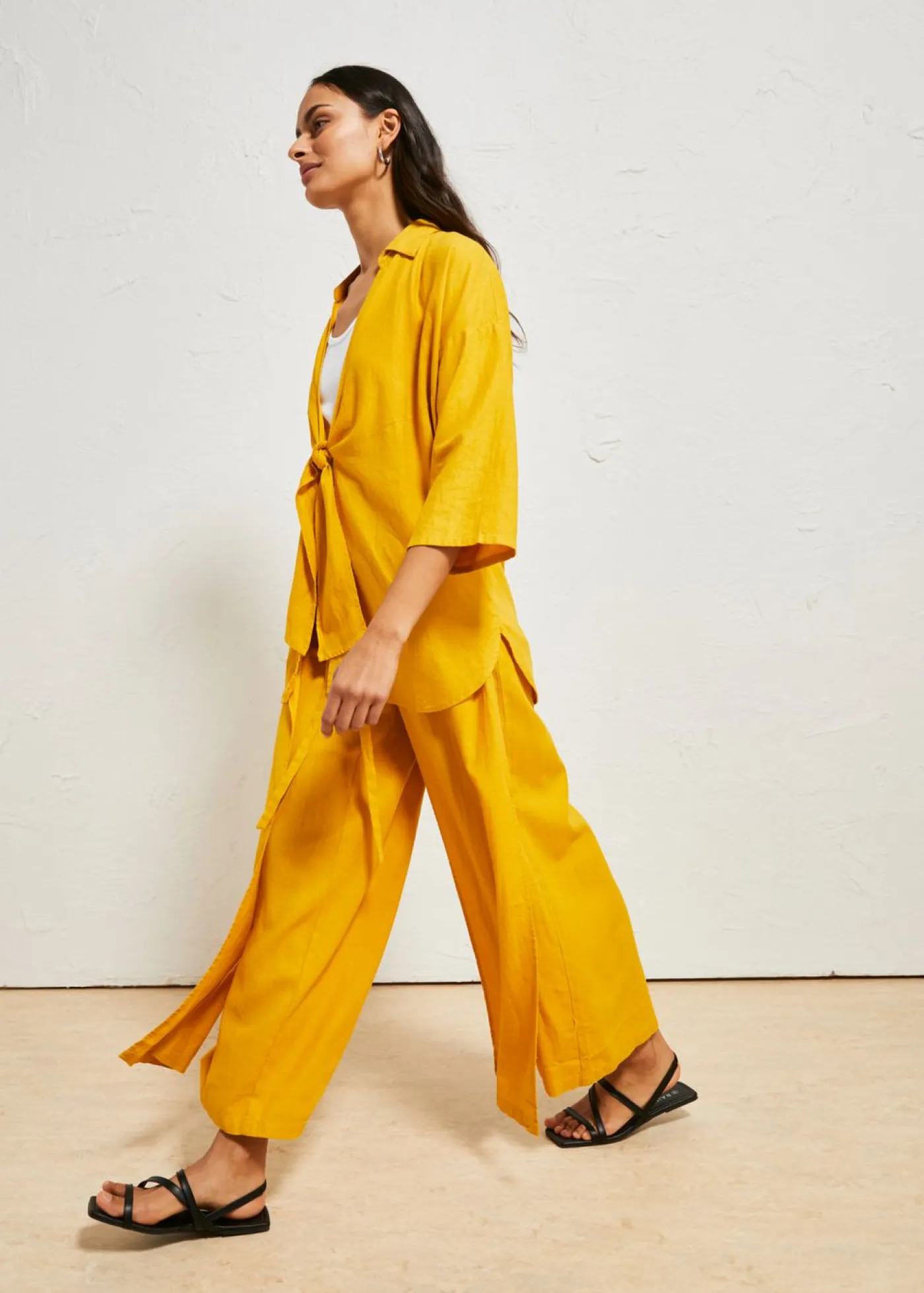 bonprix bonprix Pantalones>Pantalón palazzo de mezcla de lino Oro ocre