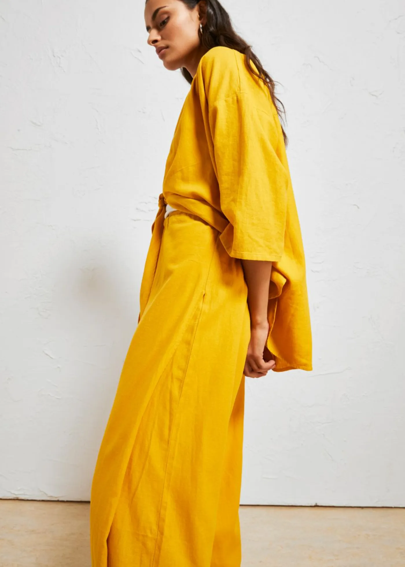 bonprix bonprix Pantalones>Pantalón palazzo de mezcla de lino Oro ocre