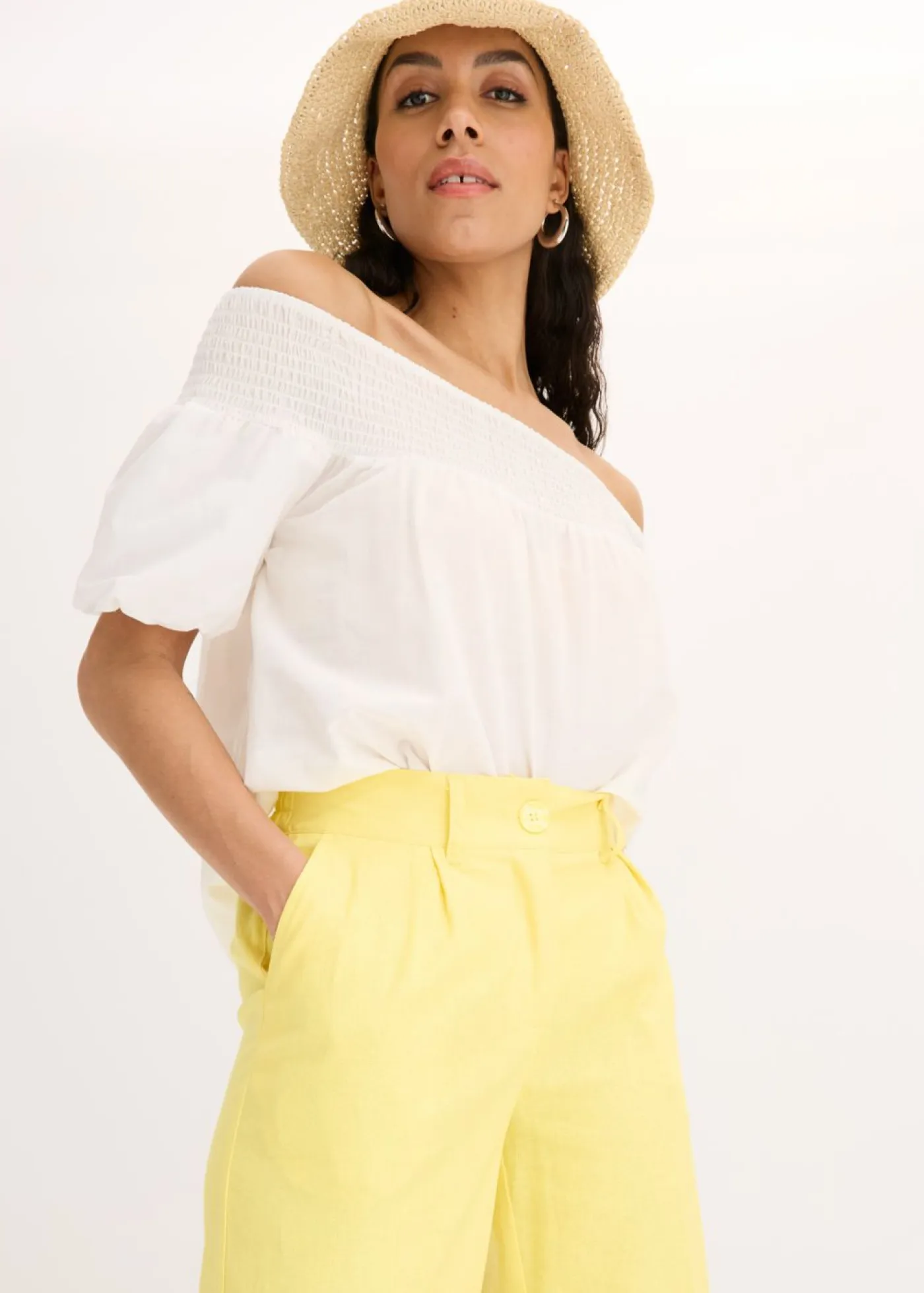 bonprix bonprix Pantalones>Pantalón palazzo de mezcla de lino Amarillo suave