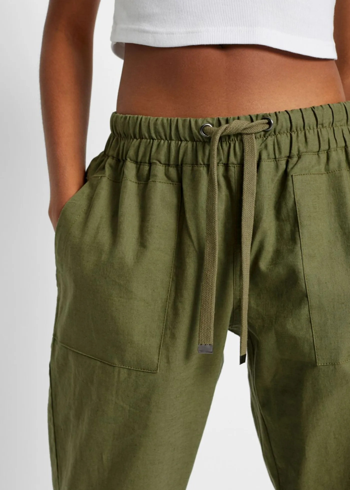 bonprix bonprix Pantalones>Pantalón sin cierre de mezcla de lino ligero Verde oliva