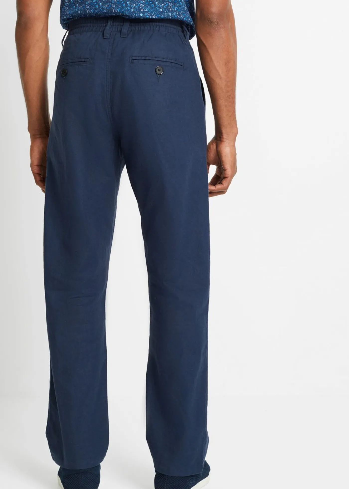 Hombre bonprix bonprix Pantalón sin cierre straight, relaxed fit, de mezcla de lino ligera