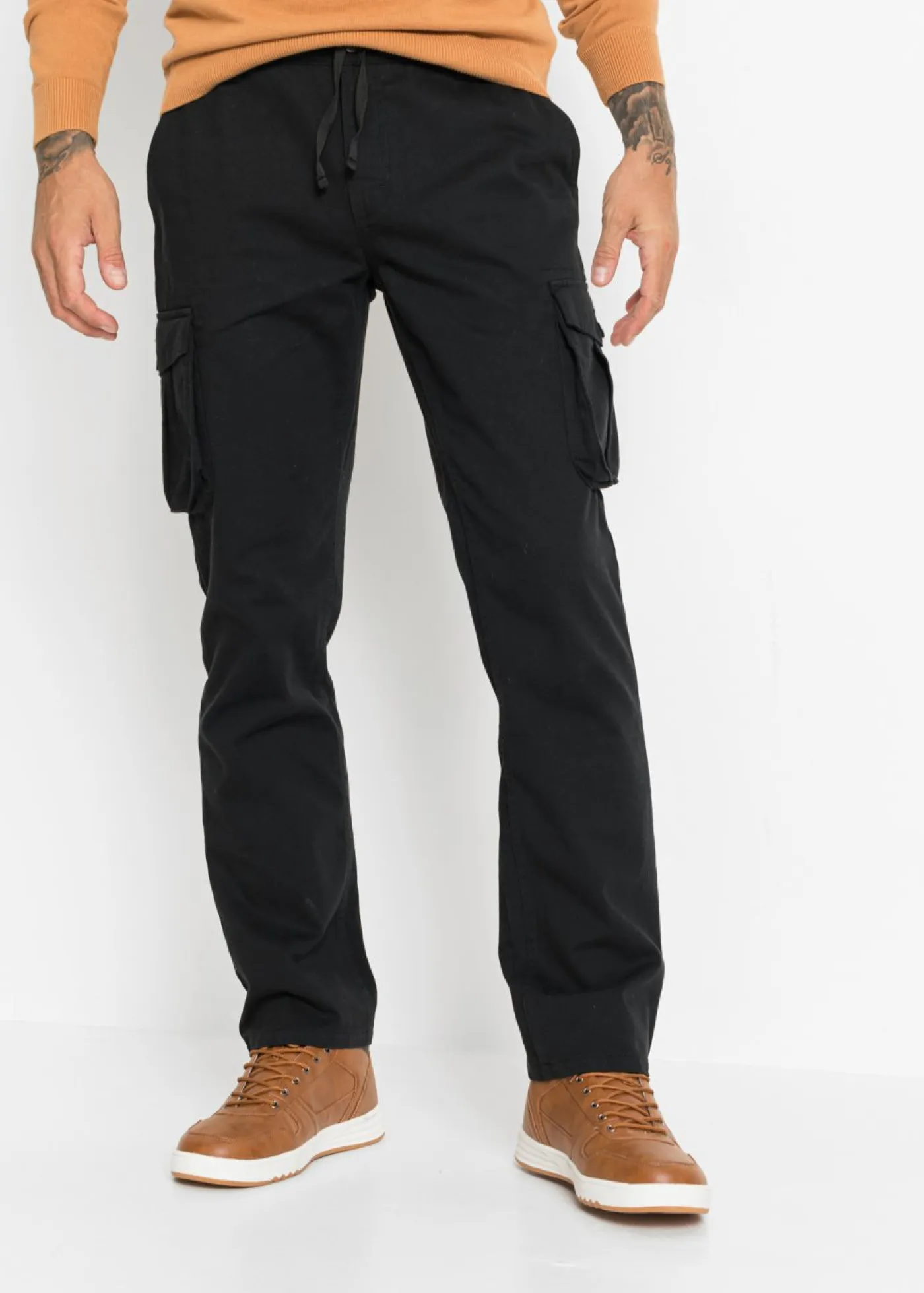 Hombre bonprix bonprix Pantalón tipo cargo con corte regular, diseño recto y cinturilla elástica