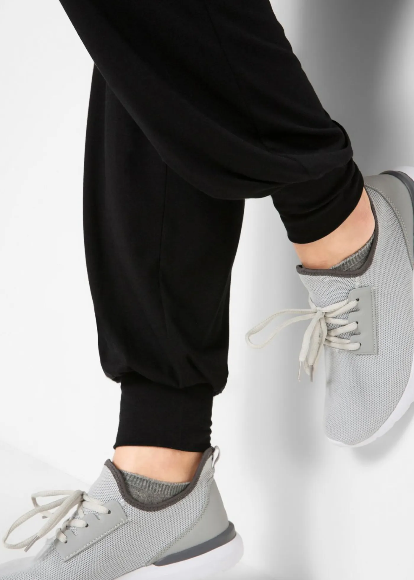 Mujer bonprix bonprix Pantalones bombachos con banda de silicona en la cintura