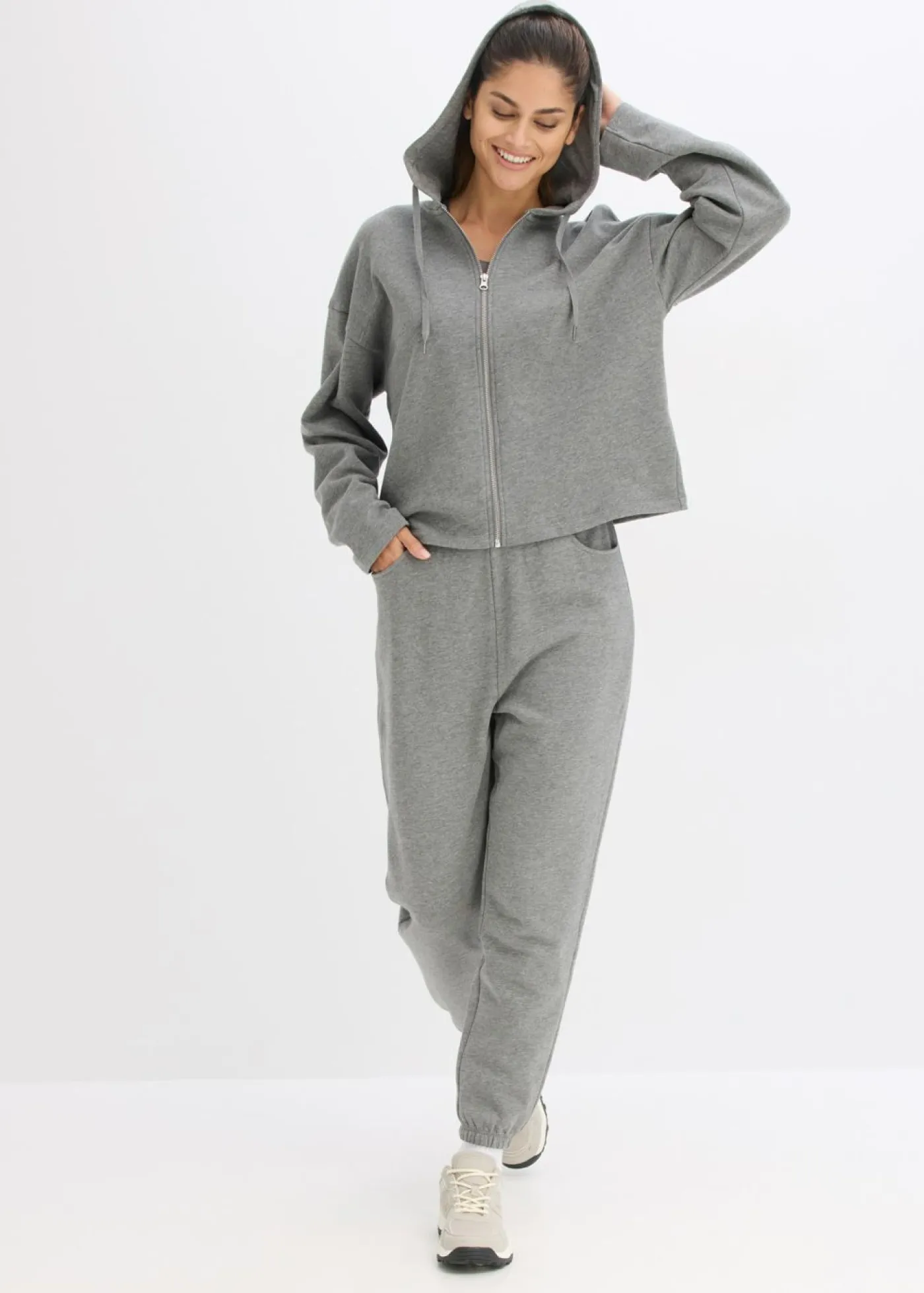 bonprix bonprix Básicos|Ropa Cómoda>Pantalones de chándal con entrepierna extra ancha de algodón orgánico puro gris jaspeado moteado