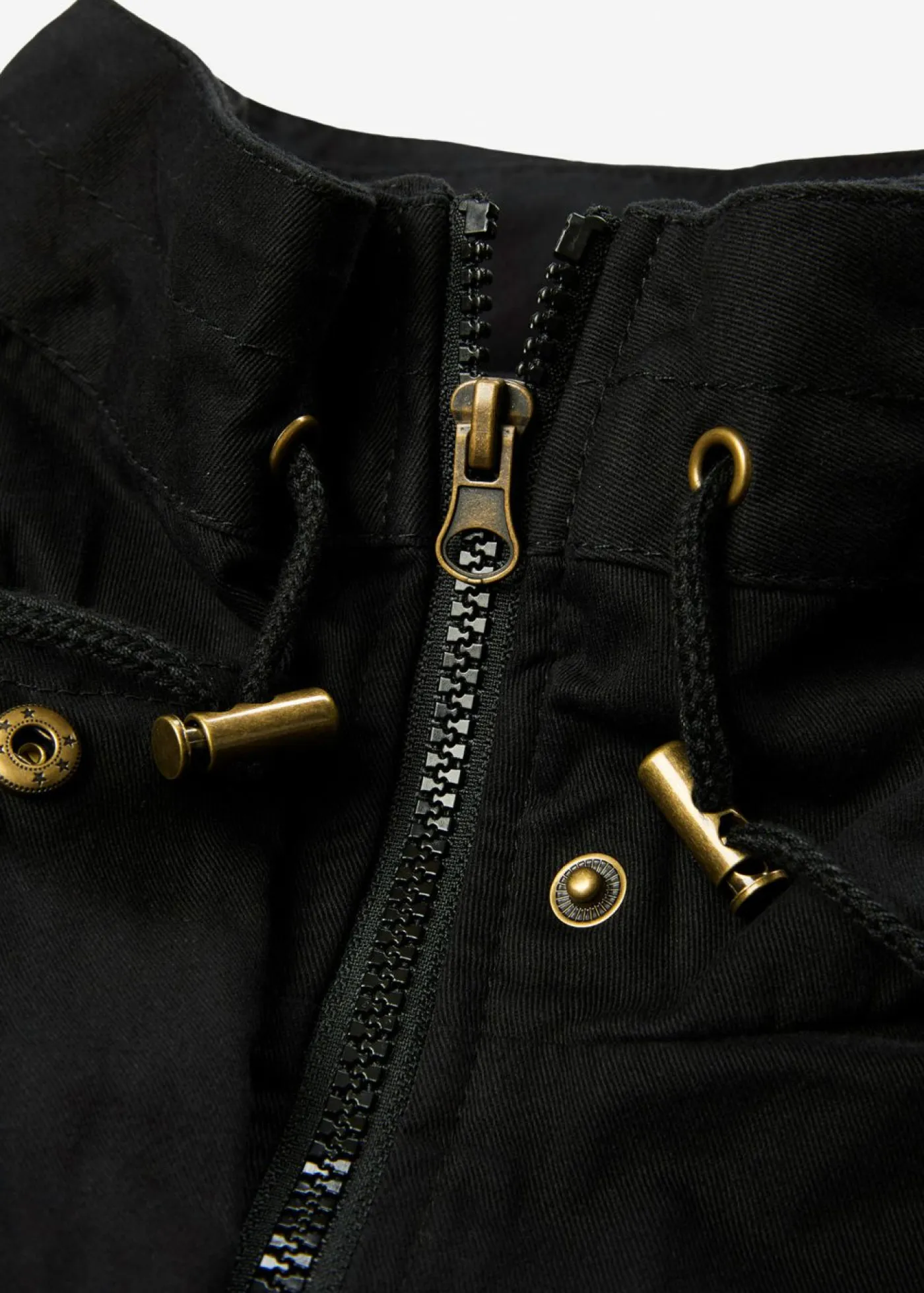 bonprix bonprix Chaquetas Y Abrigos>Parka corta de algodón con cuello alto, entallada Negro