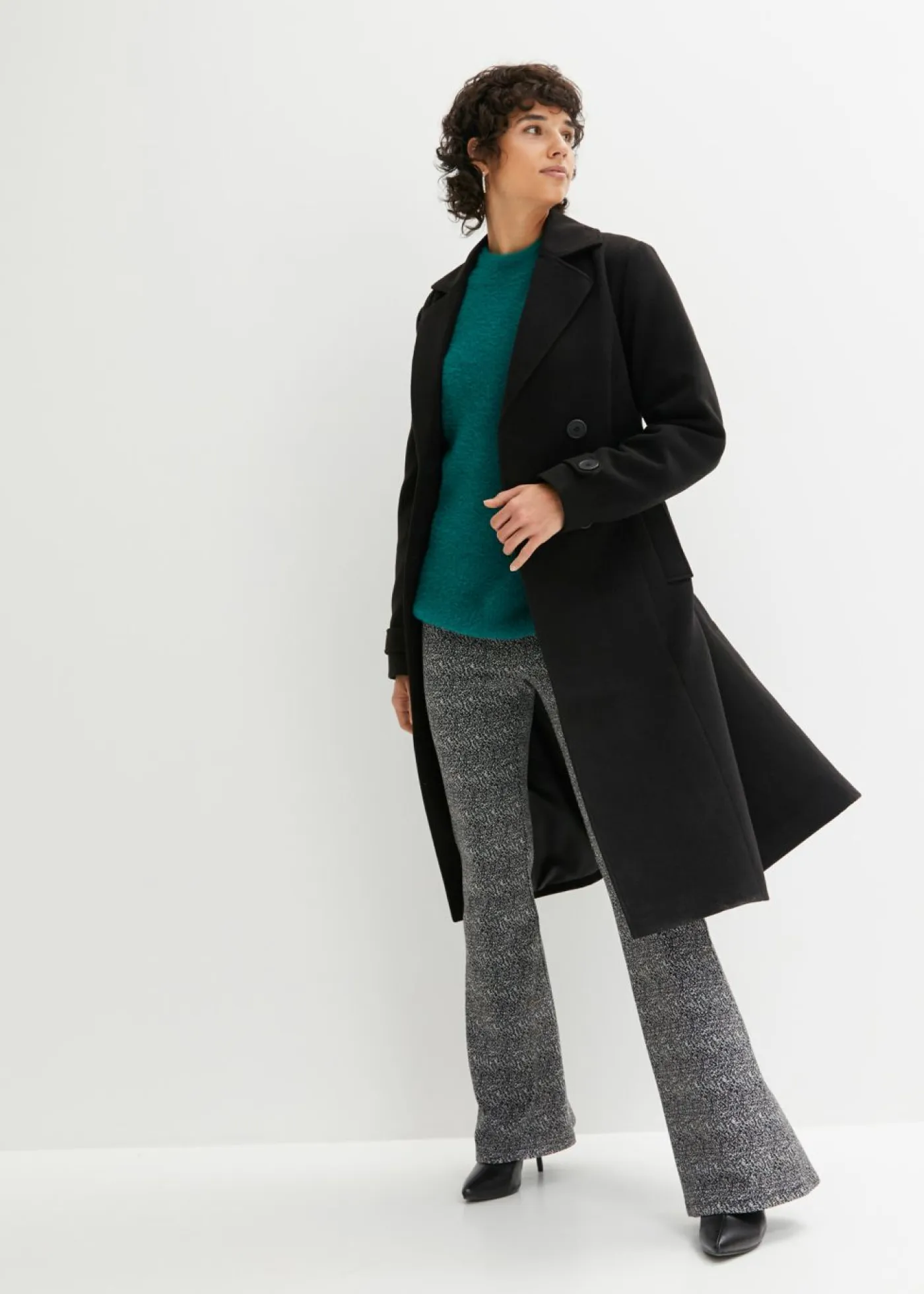 bonprix bonprix Chaquetas Y Abrigos>Parka de invierno con look de lana Negro