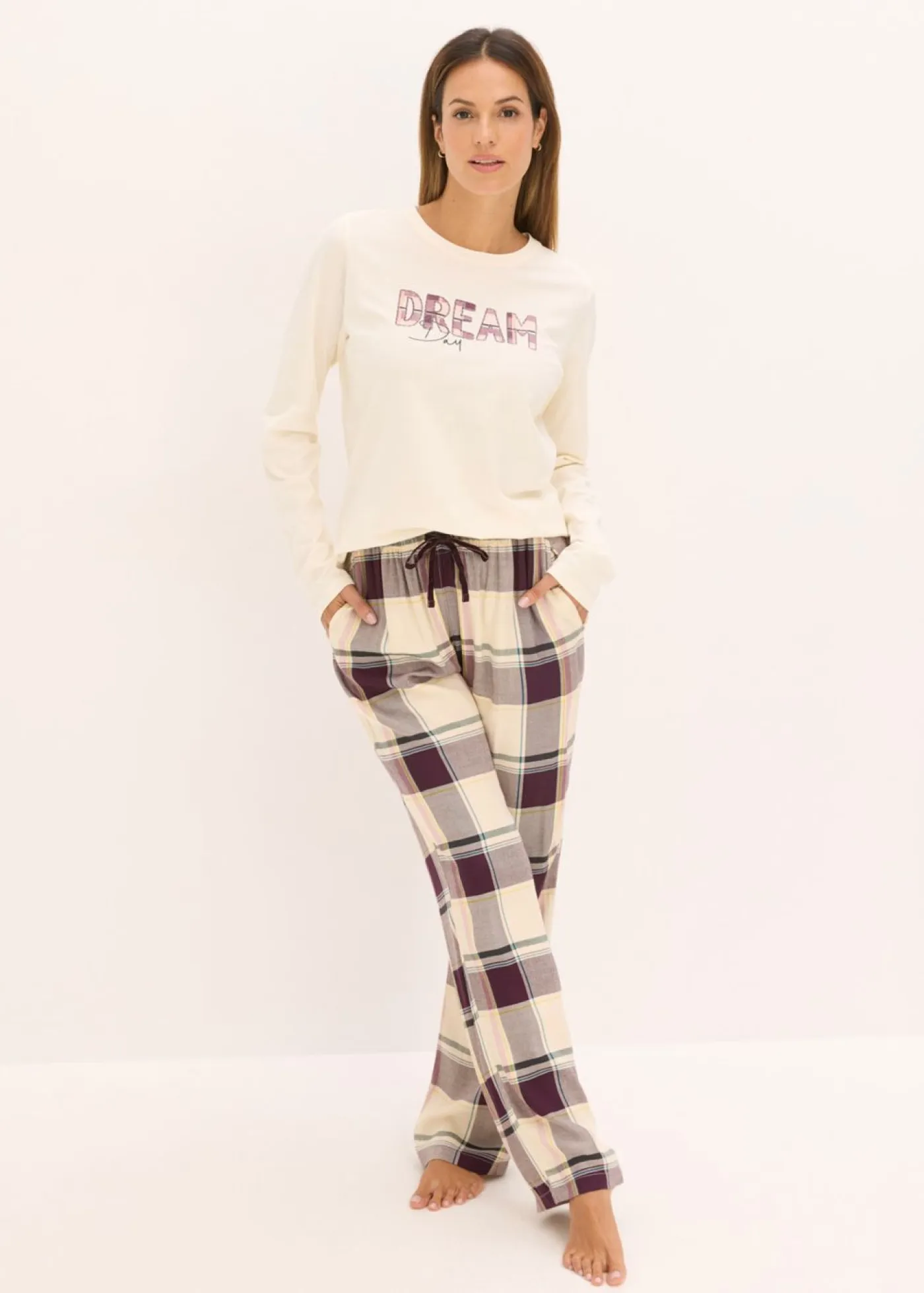 bonprix bonprix Ropa Para Dormir>Pijama con pantalón suave y bolsa de regalo beige natural-morado intenso a cuadros