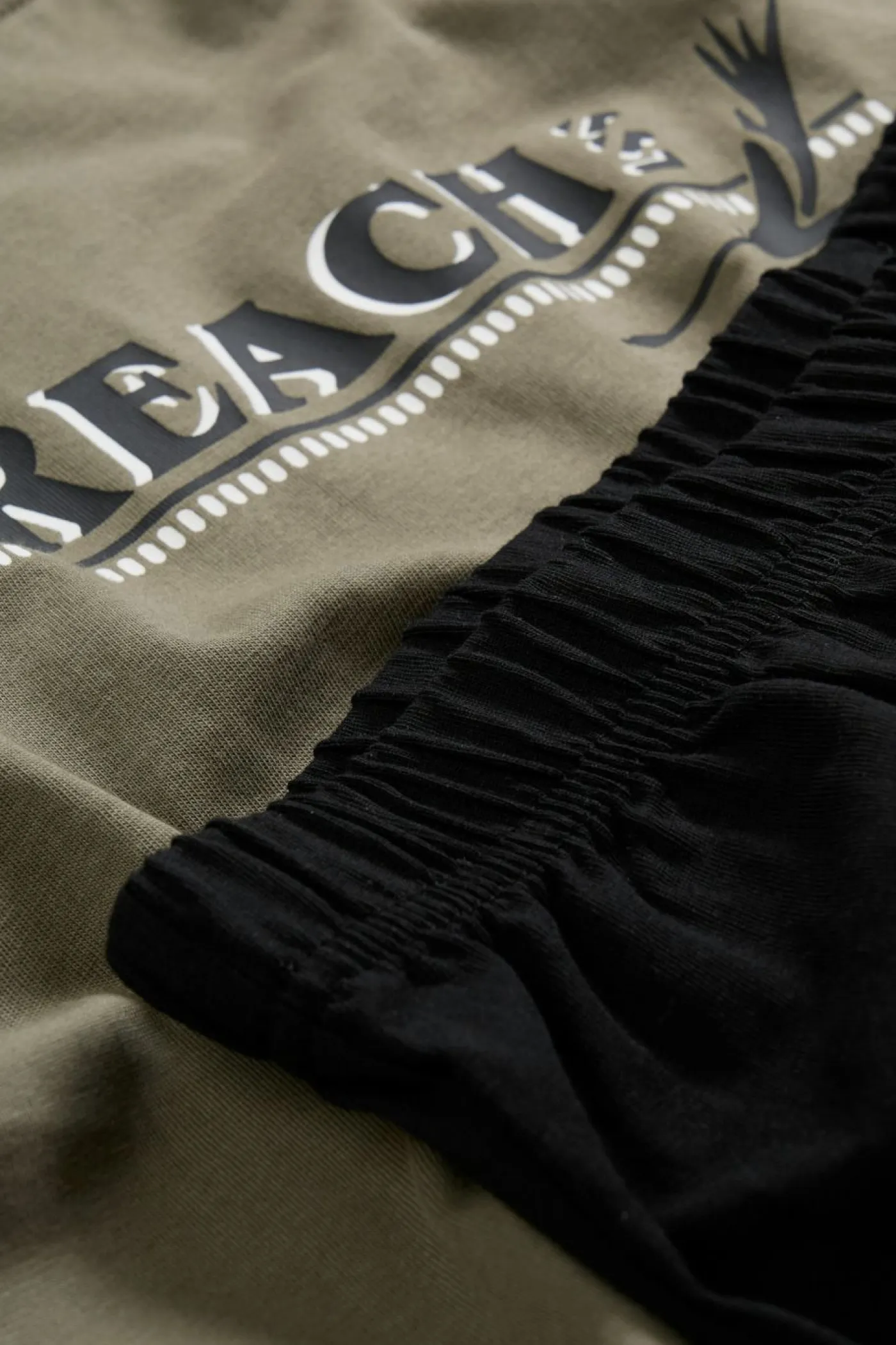 bonprix bonprix Pijamas|Ropa Interior·Pijamas>Pijama corto con algodón suave Verde grisáceo + negro