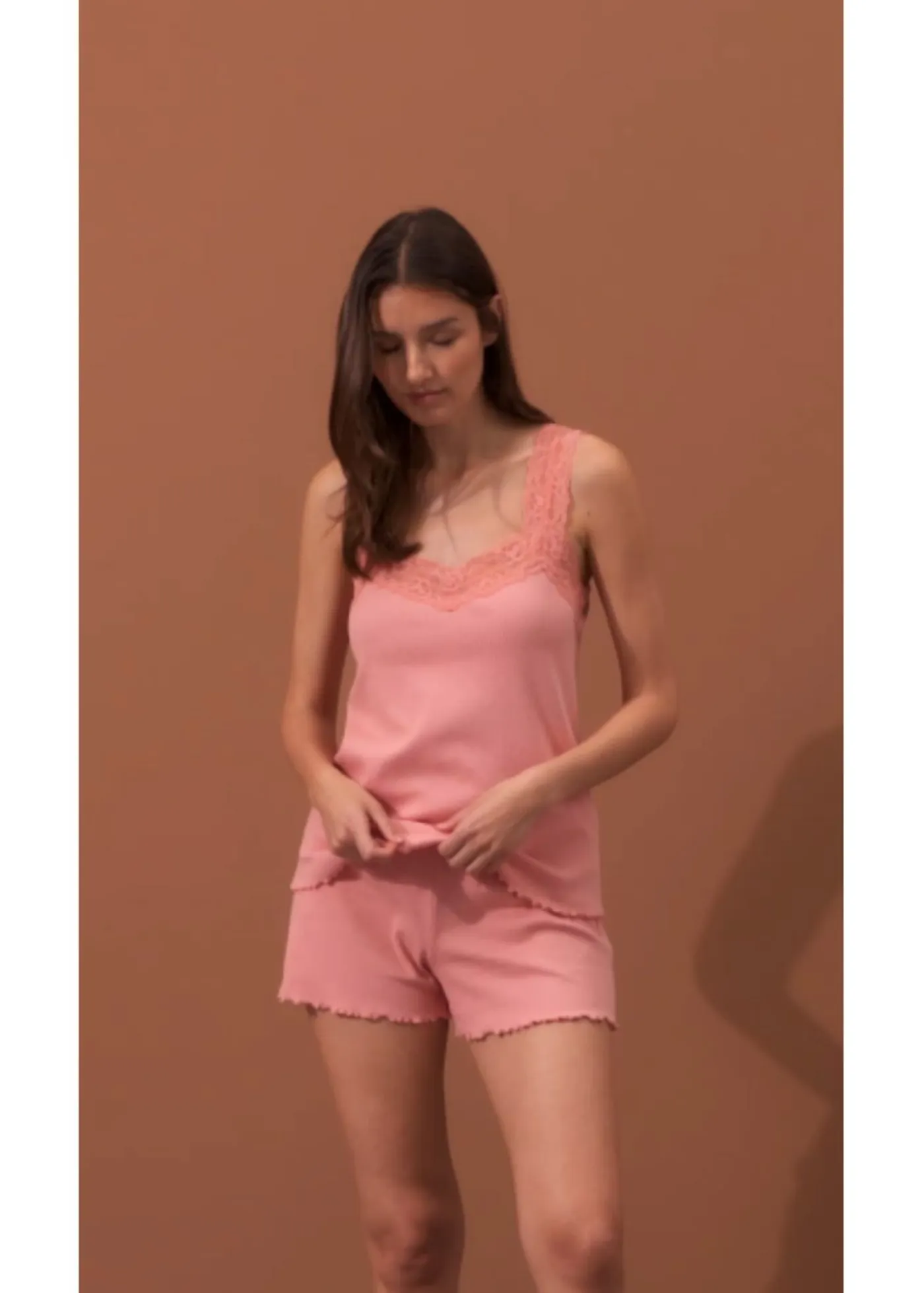 Mujer bonprix bonprix Pijama corto con delicado ribete de encaje