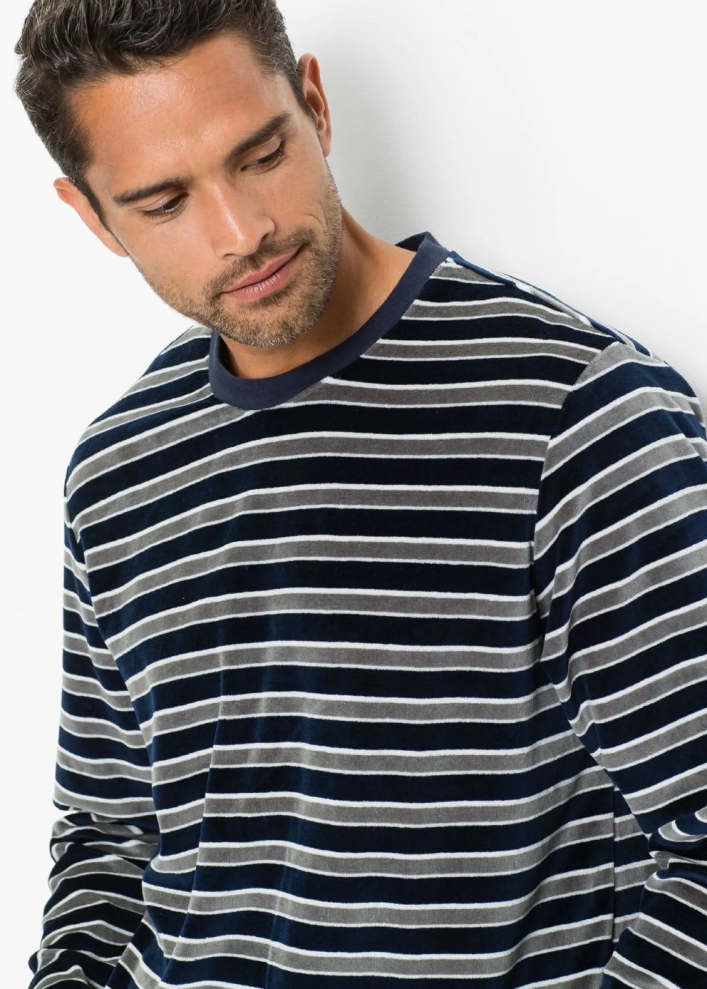 bonprix bonprix Pijamas|Ropa Interior·Pijamas>Pijama de material suave con mangas largas Azul marino -gris