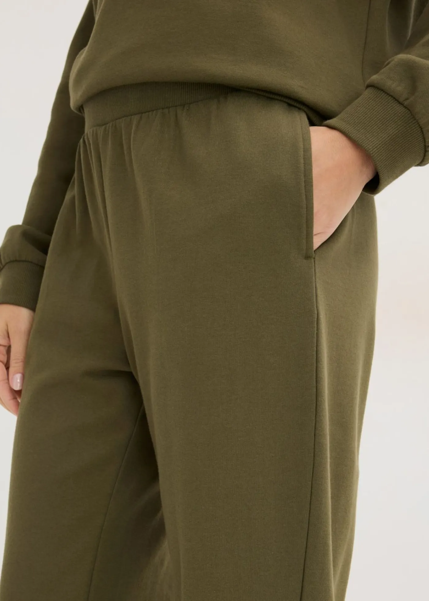 bonprix bonprix Homewear|Ropa Para Dormir>Pijama tipo chándal Verde oliva oscuro