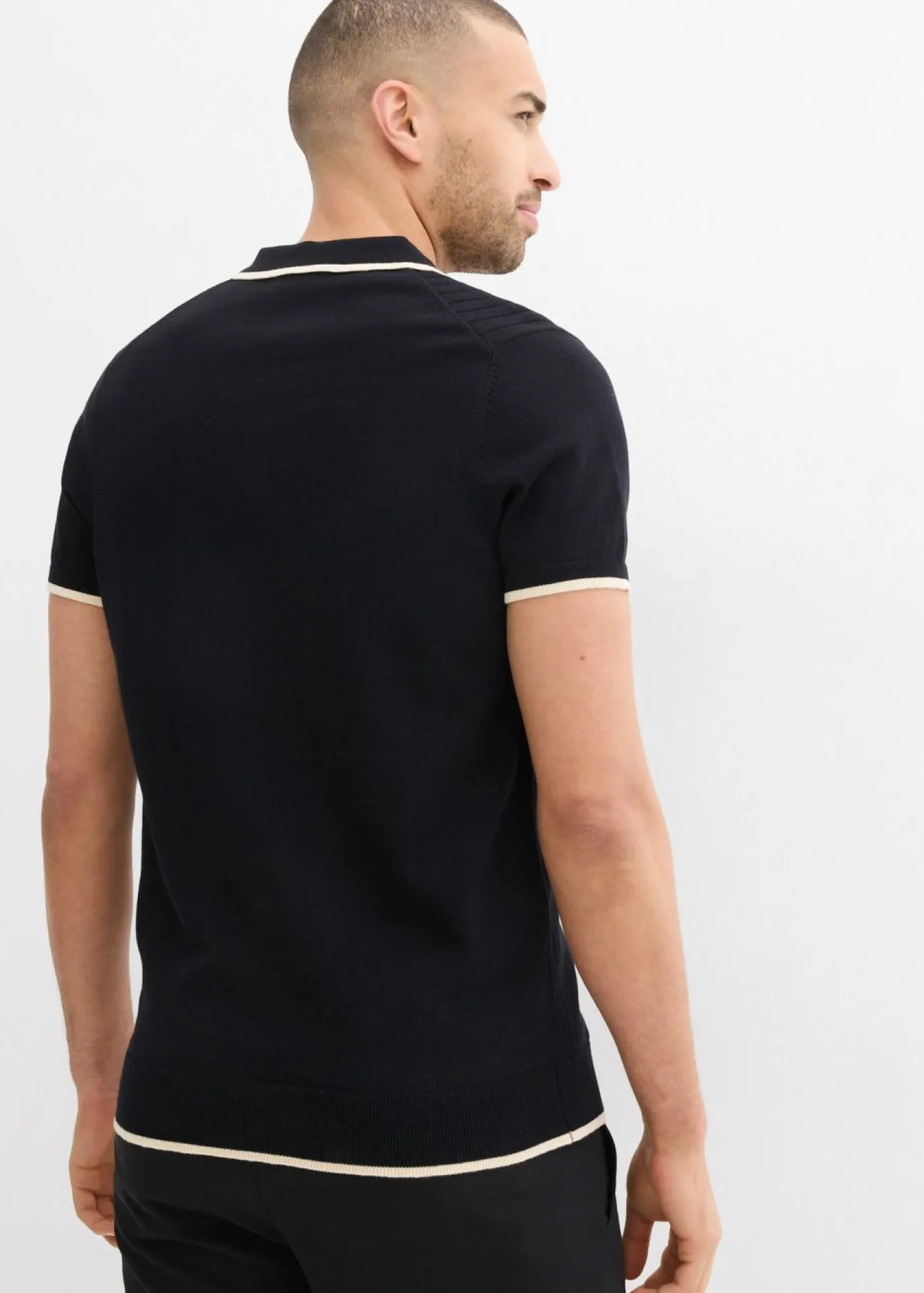 bonprix bonprix Camisetas Y Polos>Polo con detalles en contraste Negro-gris guijarro