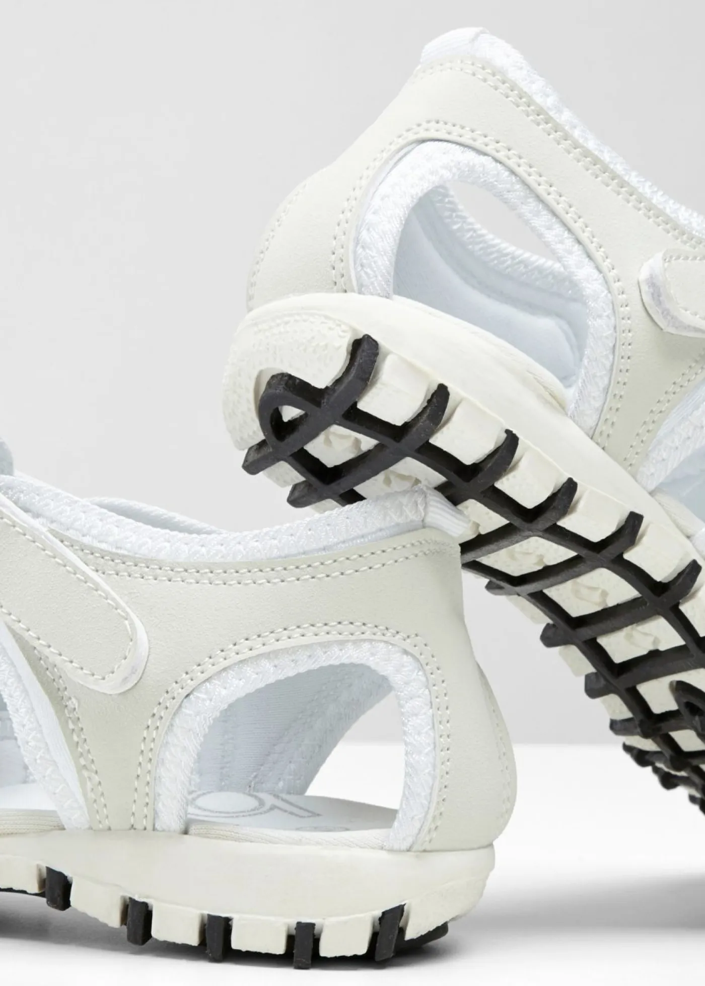 bonprix bonprix Zapatos Primavera-Verano|Zapatos Cómodos>Sandalias Blanco