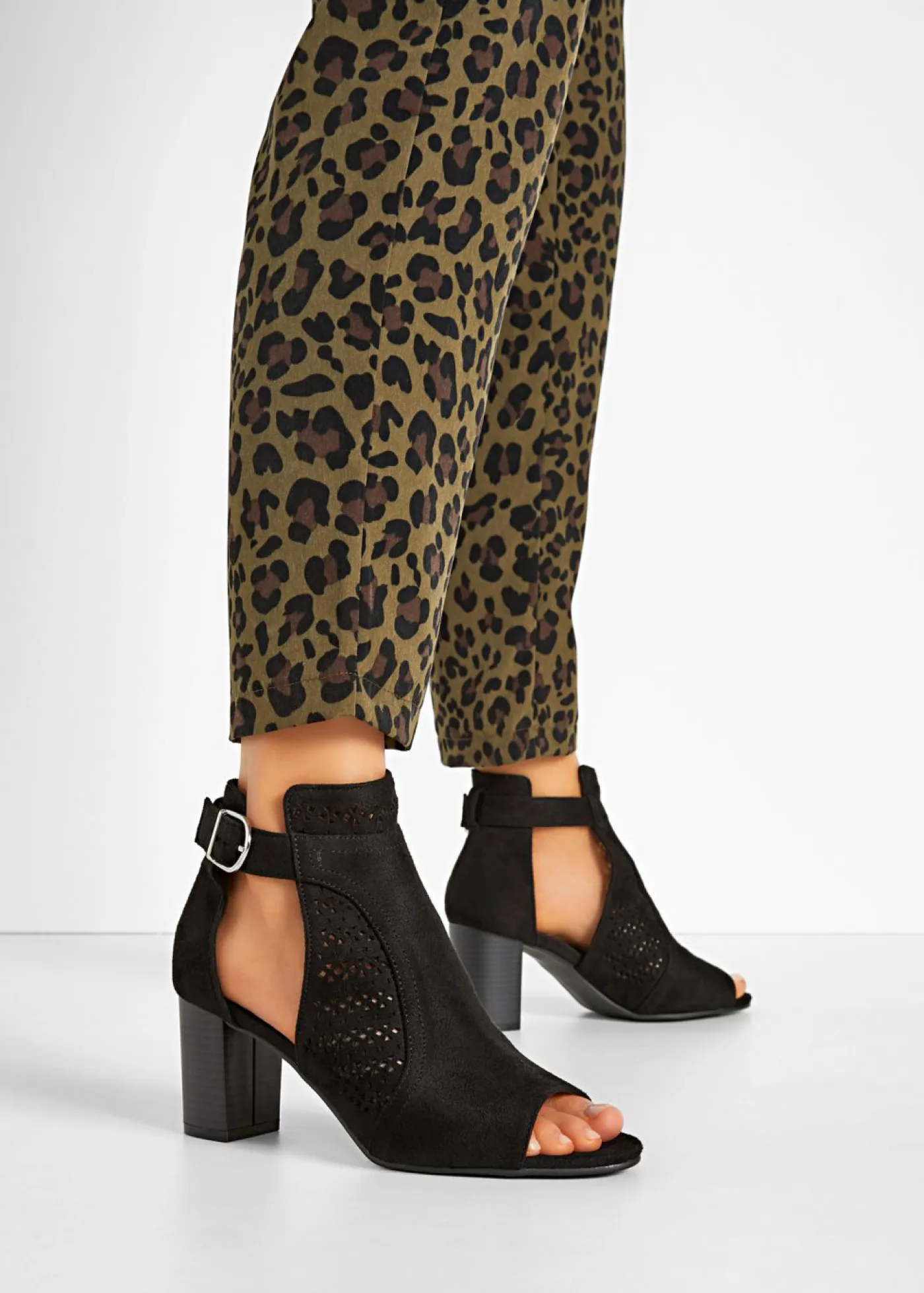 bonprix bonprix Zapatos Primavera-Verano>Sandalias Negro