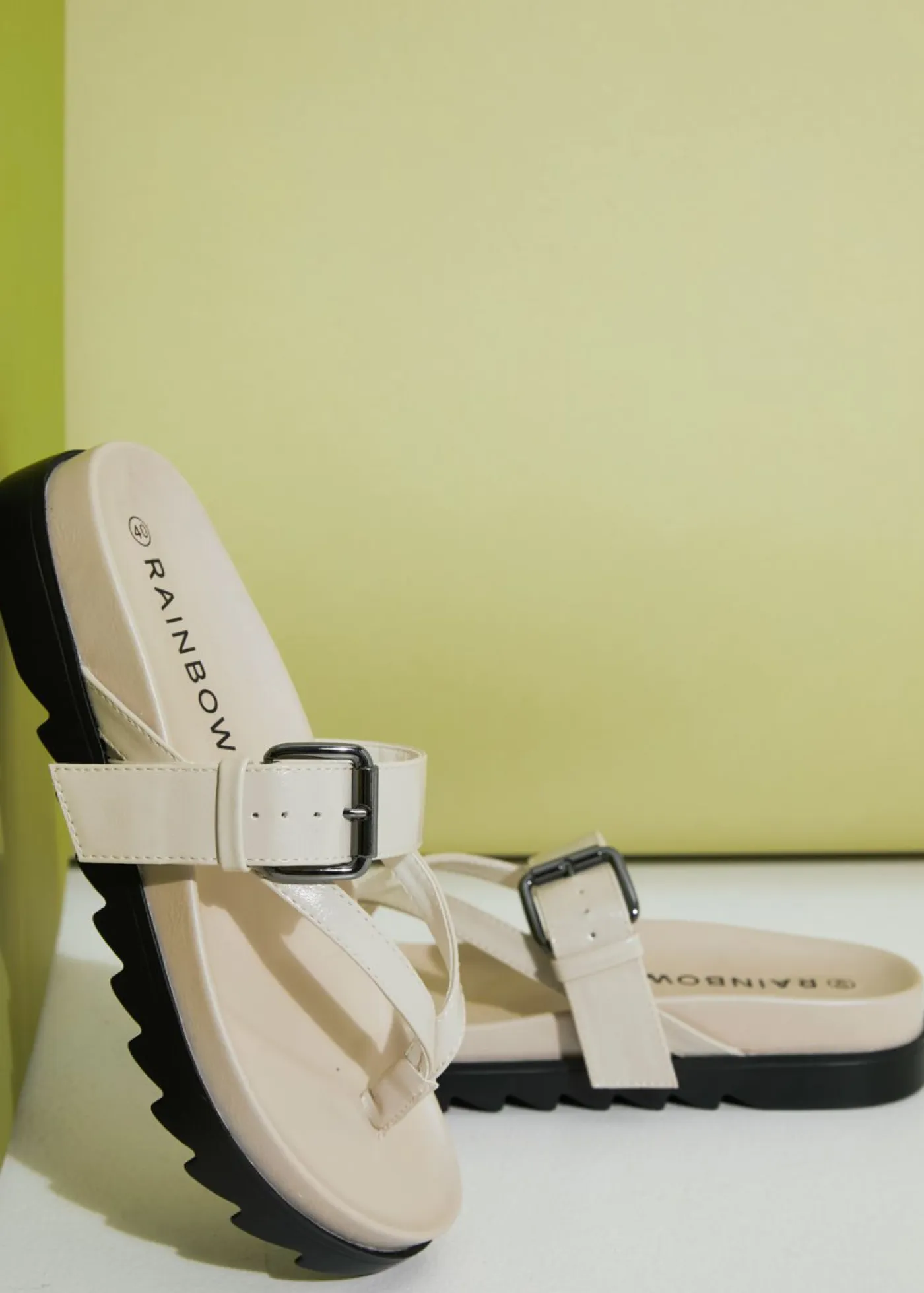 Mujer bonprix bonprix Sandalias de dedo con suela perfilada