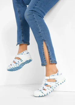 bonprix bonprix Tendencias·Zapatos Veganos|Zapatos Primavera-Verano>Slippers con suela perfilada blanco-azul pálido con flores