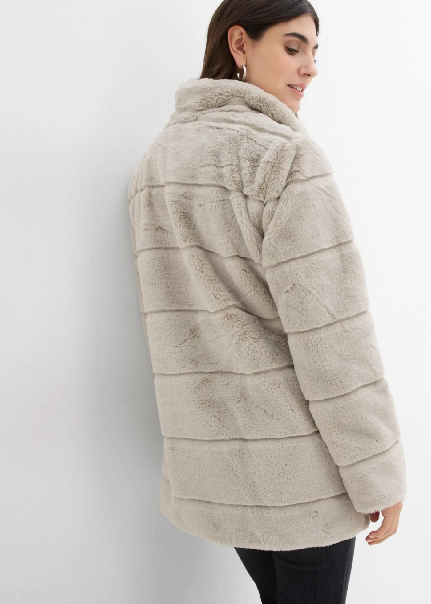 Mujer bonprix bonprix Suave chaqueta de pelo para durante y después del embarazo