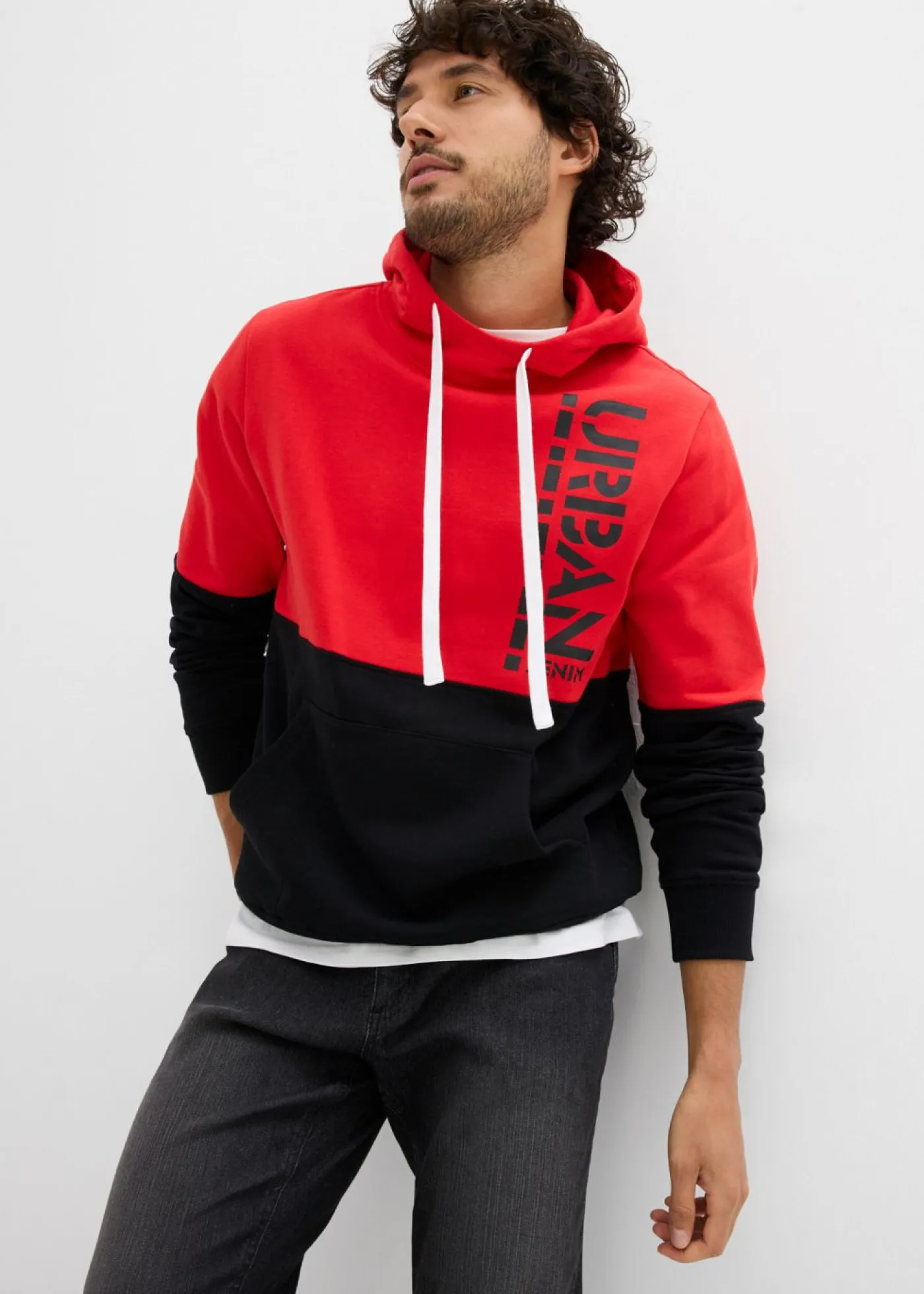 bonprix bonprix Ropa Deportiva|Chándals>Sudadera con capucha, slim fit Negro-fresa estampado