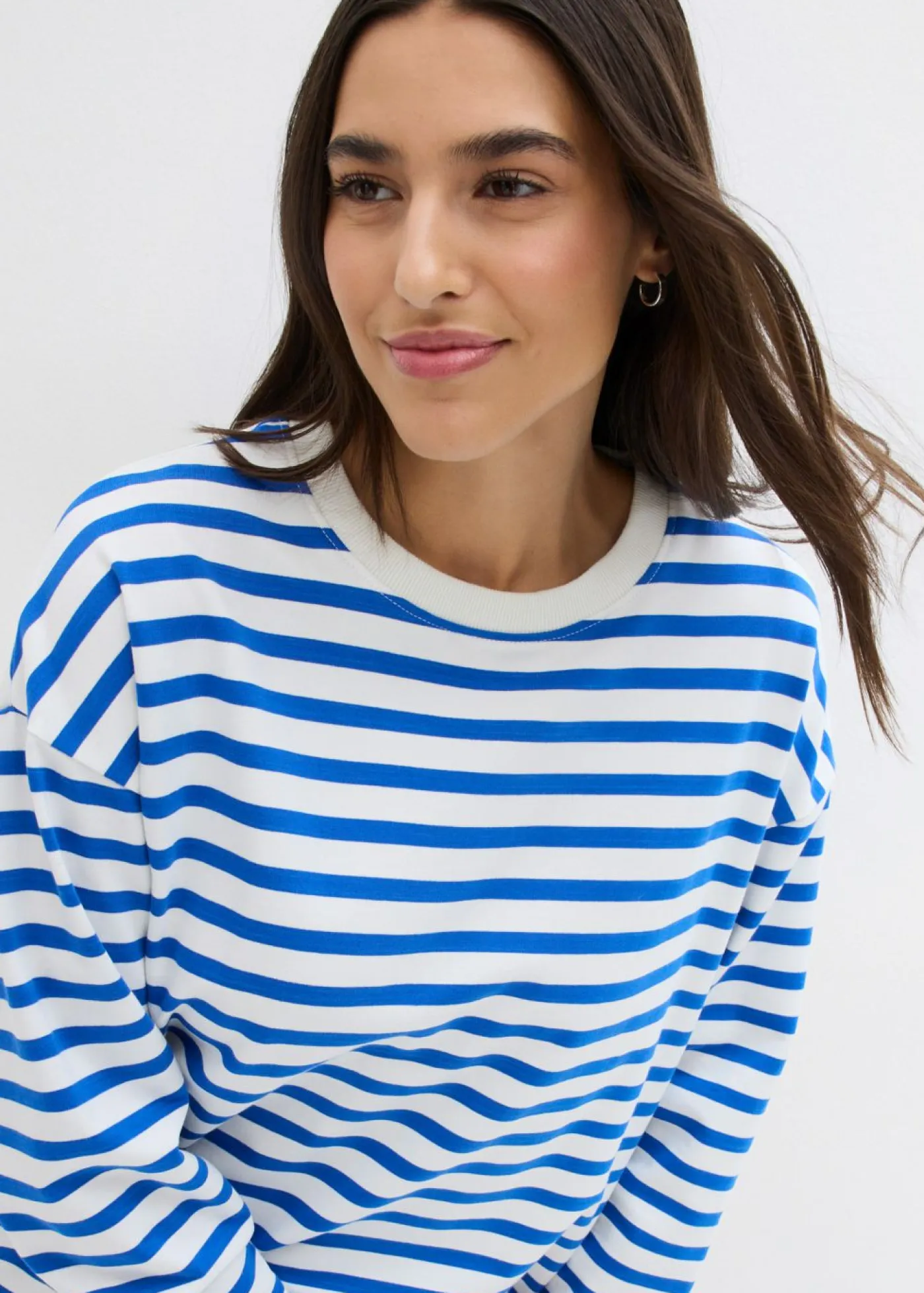 bonprix bonprix Básicos|Ropa Cómoda>Sudadera de algodón orgánico con manga larga y diseño de rayas beige-azul ártico con rayas