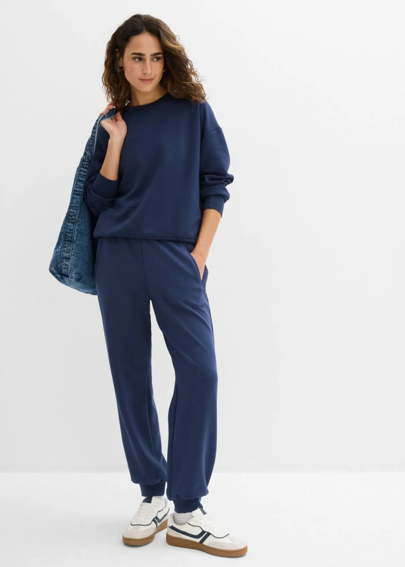 bonprix bonprix Básicos|Ropa Cómoda>Sudadera de neopreno suave Azul marino