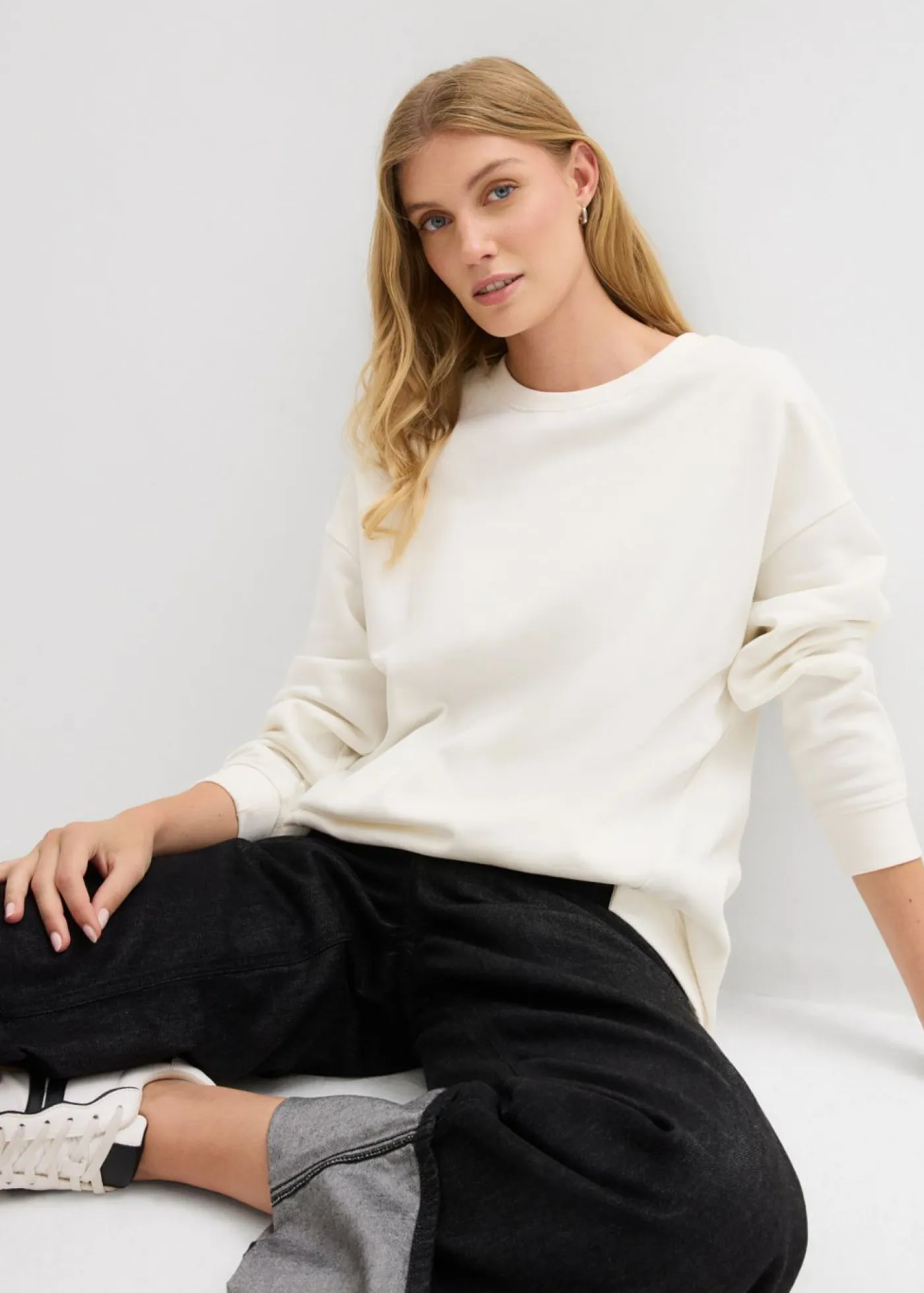 bonprix bonprix Ropa Cómoda>Sudadera holgada Blanco lana