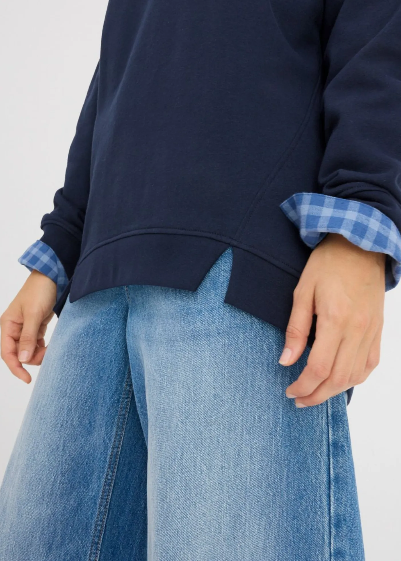 bonprix bonprix Ropa Cómoda>Sudadera holgada Azul marino