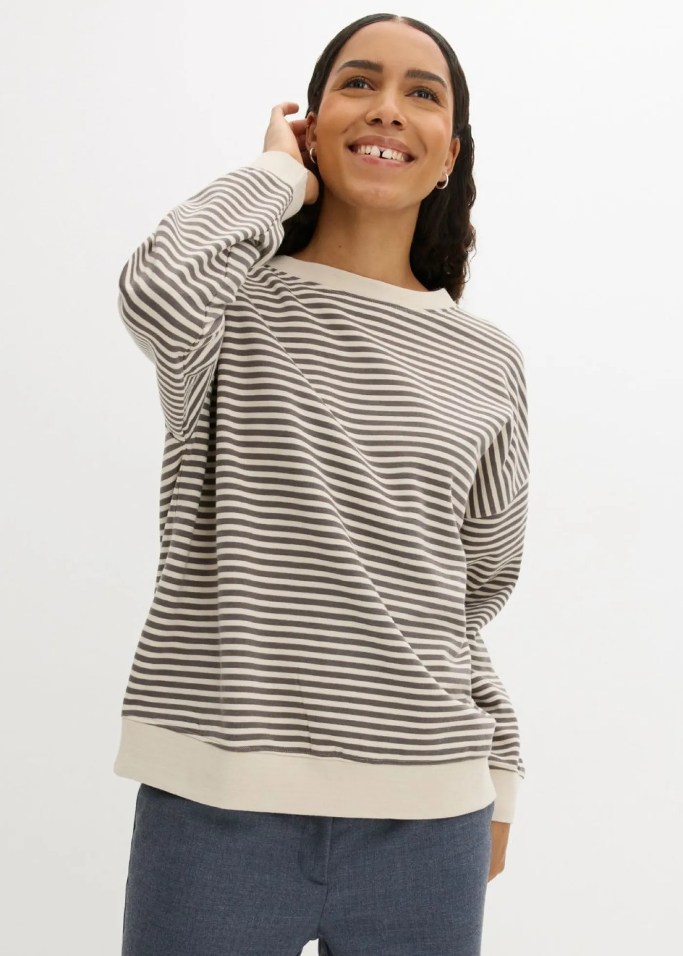 bonprix bonprix Básicos|Ropa Cómoda>Sudadera holgada gris ahumado-blanco lana con rayas