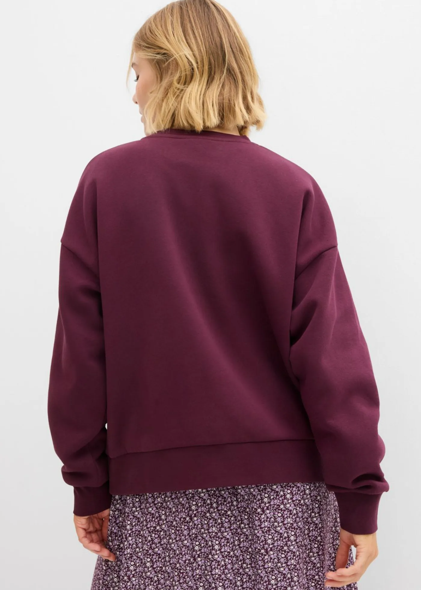 bonprix bonprix Ropa Cómoda>Sudadera holgada en mezcla de algodón rojo burdeos-rosa