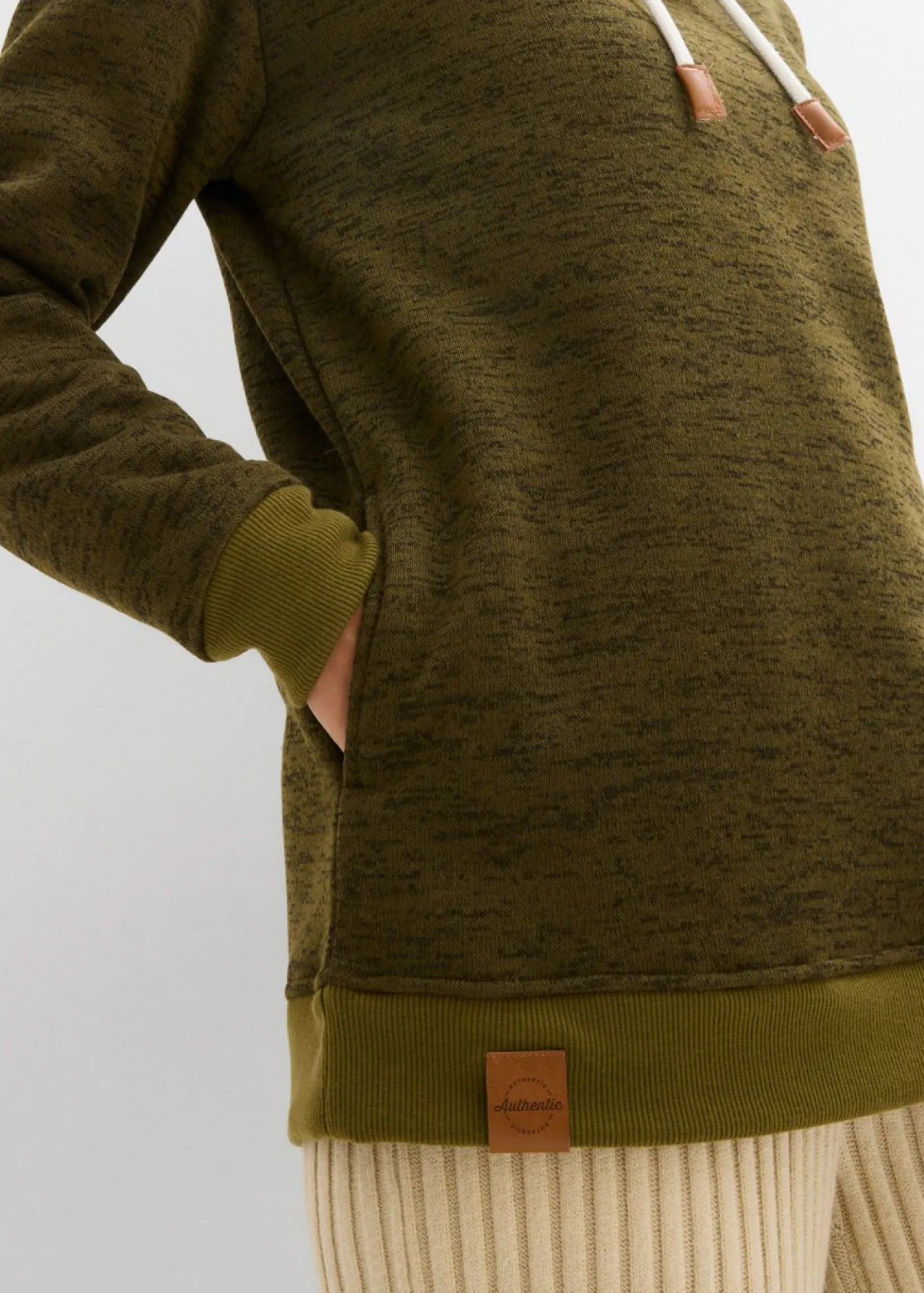 bonprix bonprix Ropa Cómoda>Sudadera larga Verde oliva jaspeado