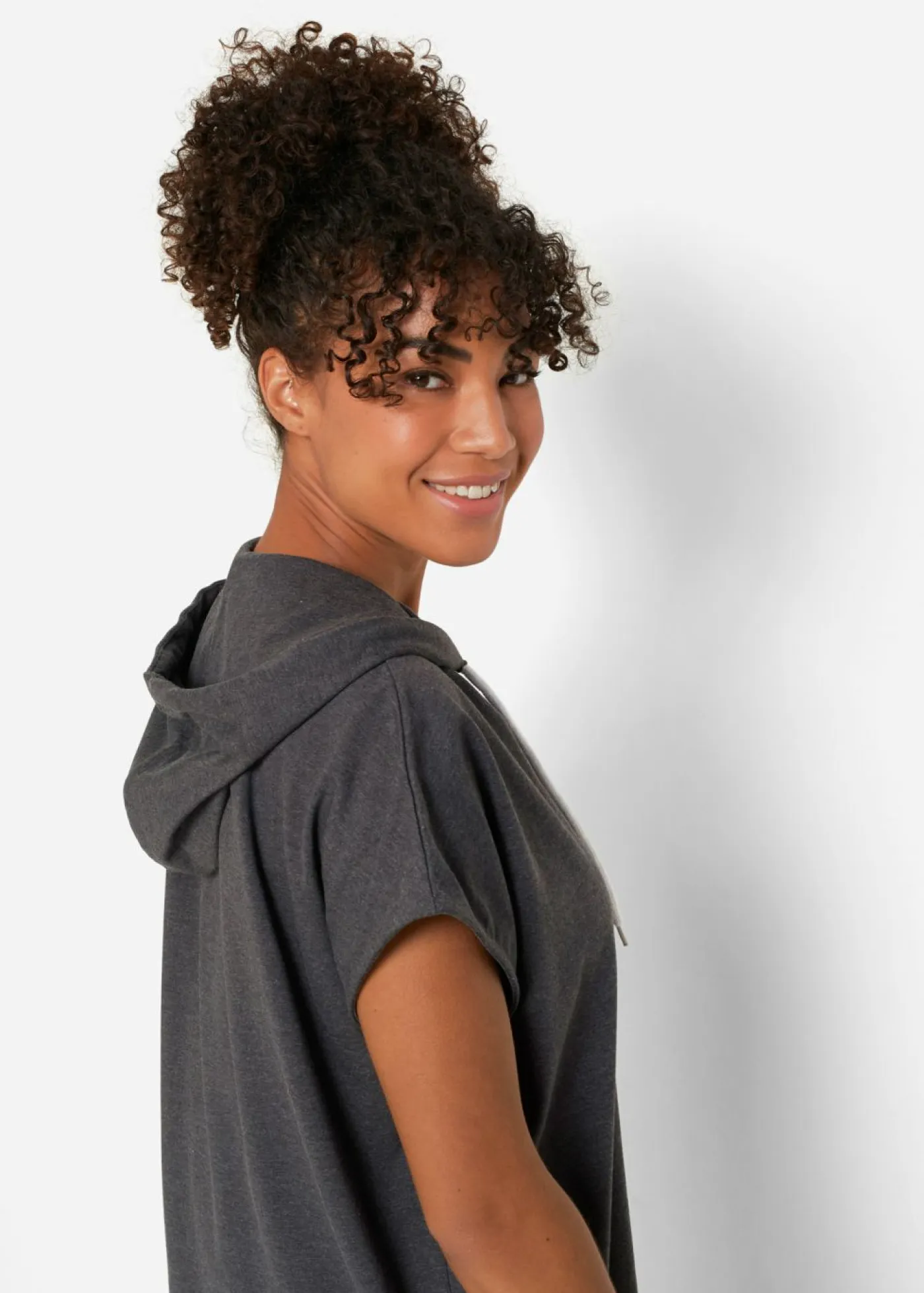 bonprix bonprix Ropa Deportiva|Ropa Cómoda>Sudadera oversize con capucha Antracita jaspeado