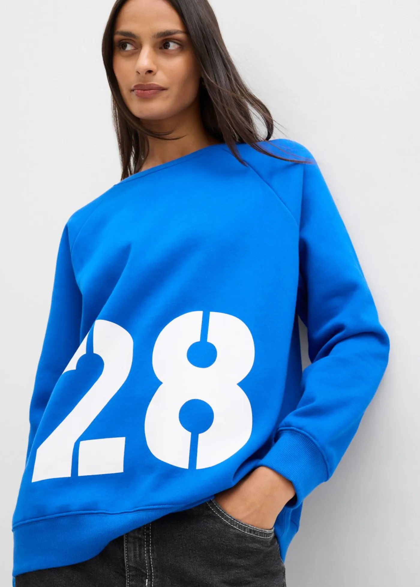 bonprix bonprix Ropa Cómoda>Sudadera oversize de algodón orgánico Azul ártico-blanco