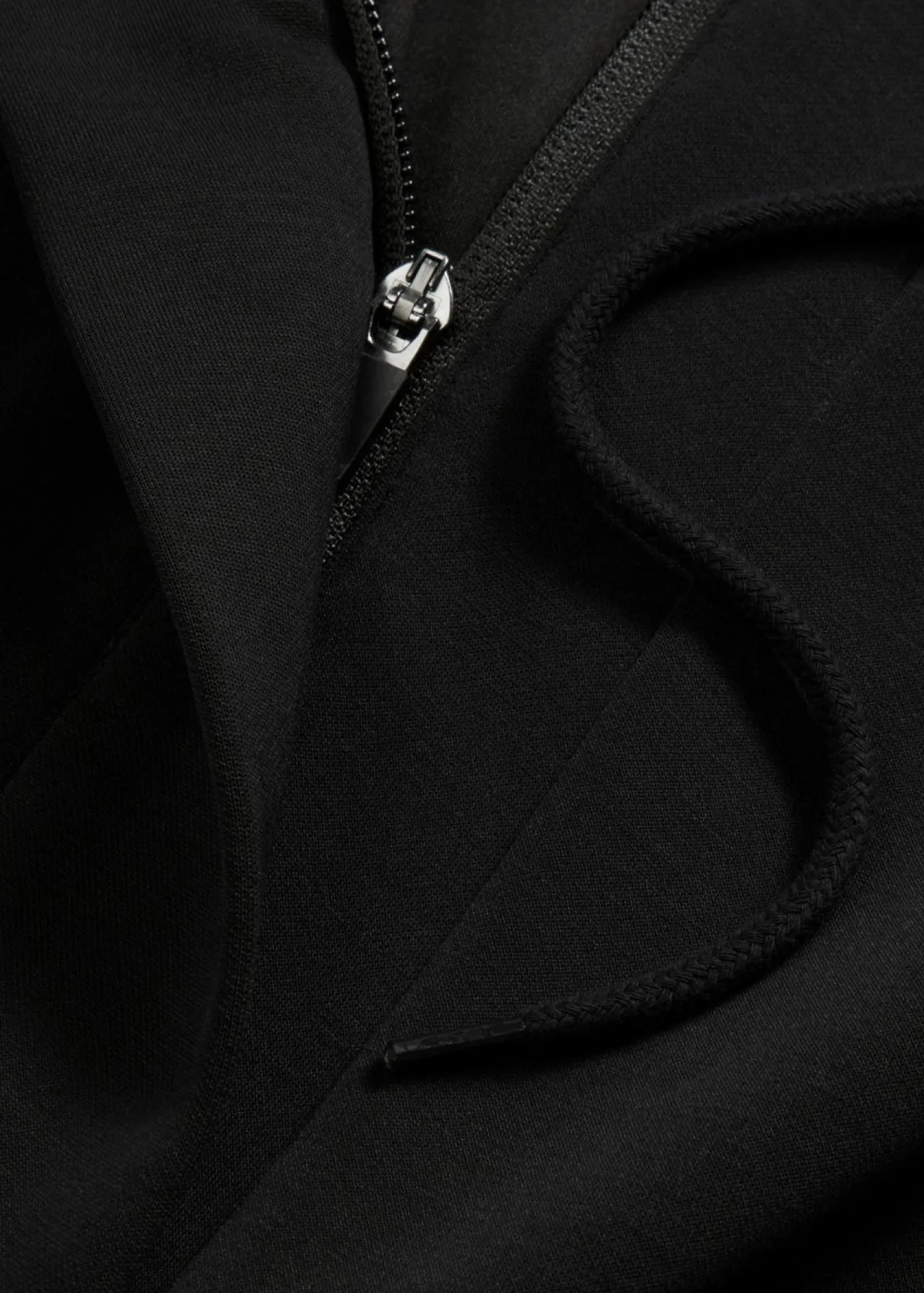 bonprix bonprix Ropa Deportiva|Ropa Cómoda>Sudadera ultrasuave de material modal con corte holgado y capucha Negro