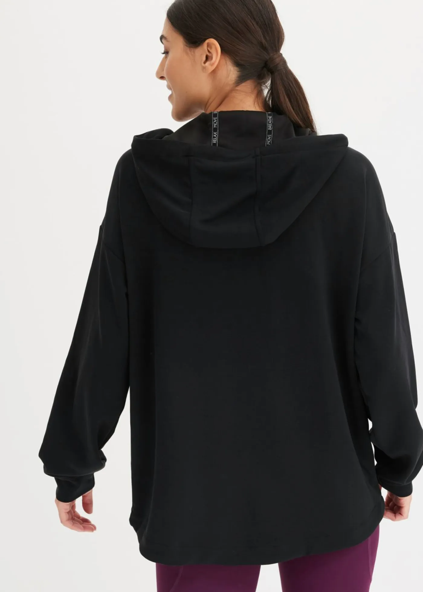 bonprix bonprix Ropa Deportiva|Ropa Cómoda>Sudadera ultrasuave de material modal con corte holgado y capucha Negro