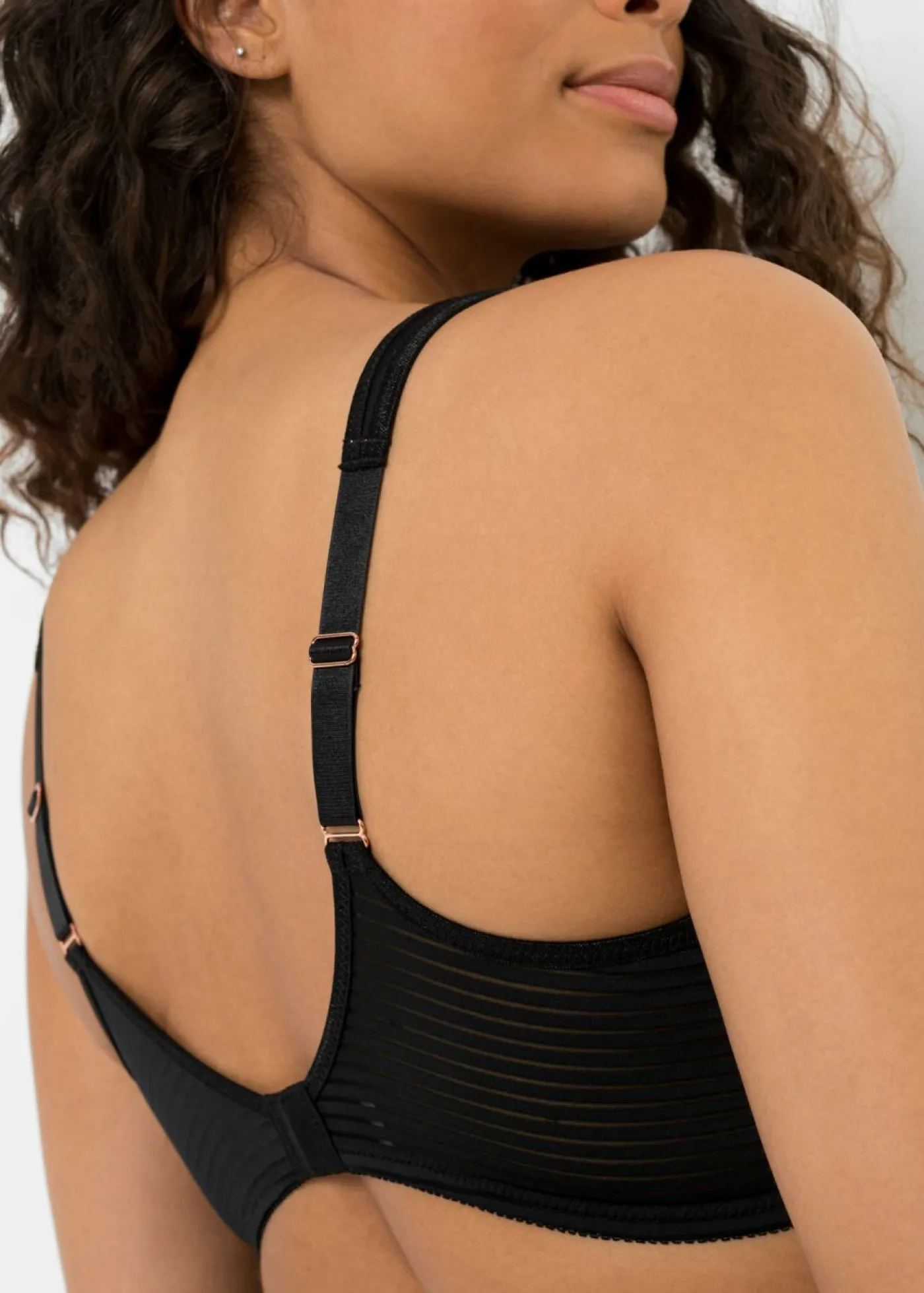 bonprix bonprix Sujetadores De Copa E A H>Sujetador reductor con tirantes acolchados Negro