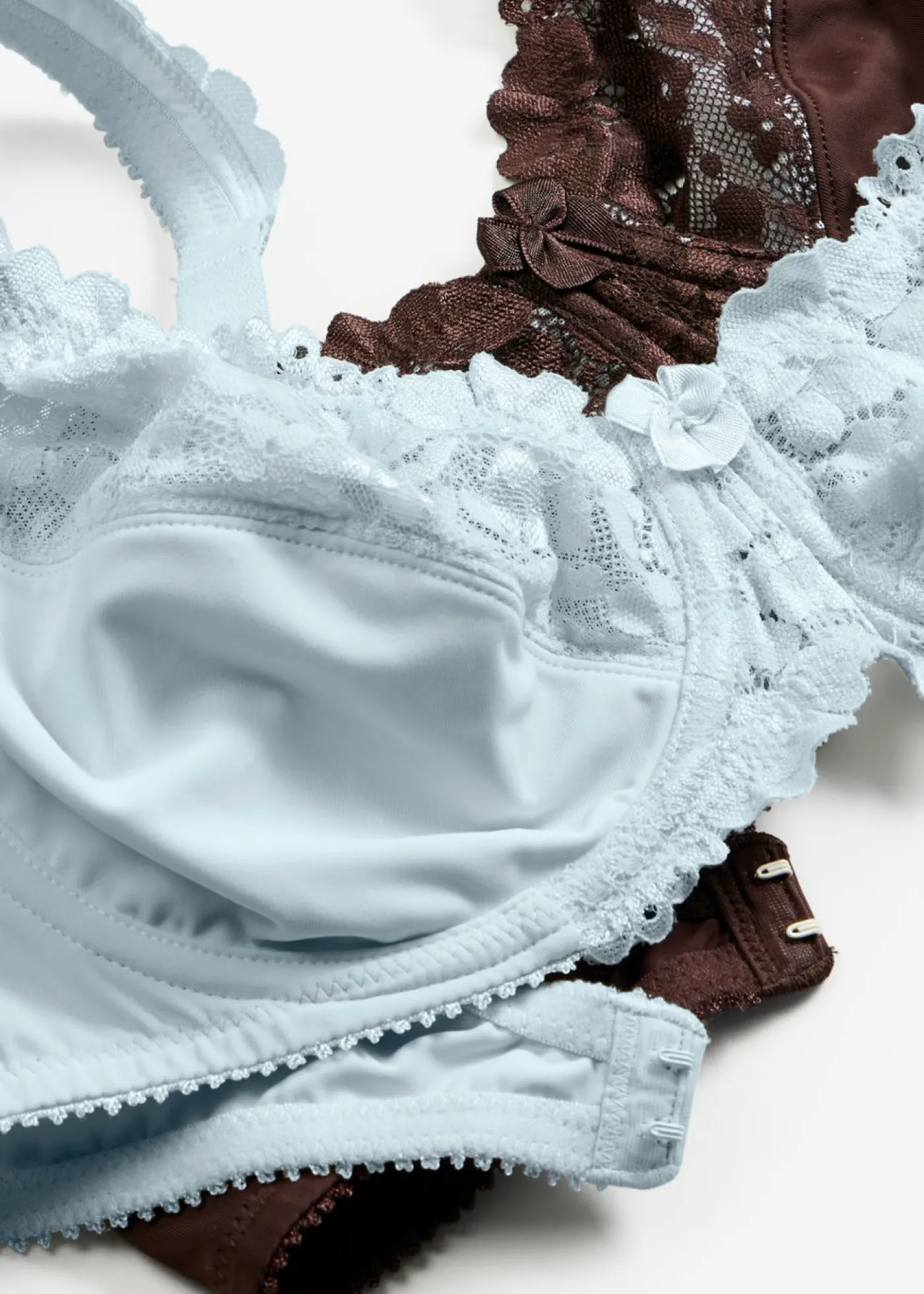 bonprix bonprix Sujetadores>Sujetador reductor con tirantes acolchados (2 unidades) Azul crema + marrón oscuro