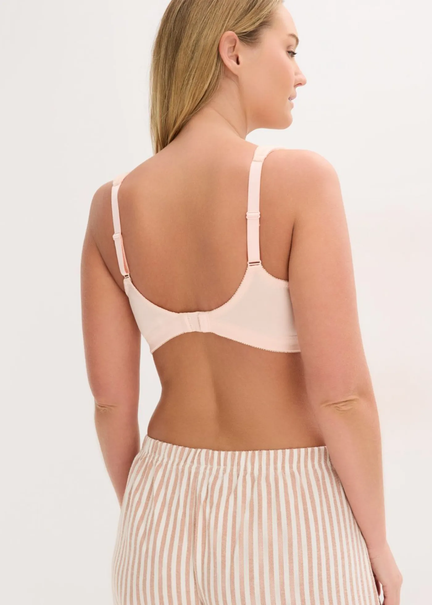 Mujer bonprix bonprix Sujetador reductor sin aros con tirantes acolchados