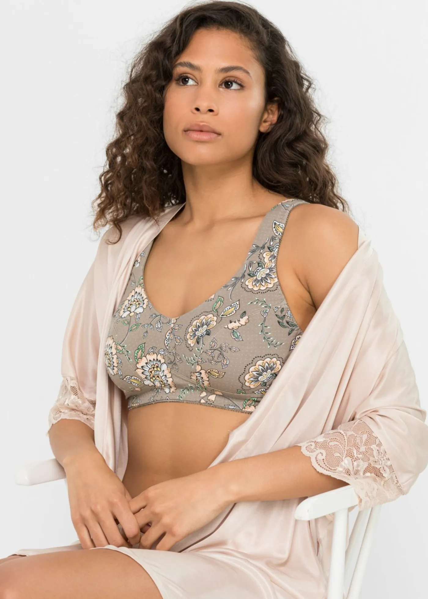 bonprix bonprix Sujetadores|Sujetadores De Copa E A H>Sujetador sin aros de algodón orgánico (3 unidades) Marrón grisáceo con patrón paisley + albaricoque crema + hierbabuena