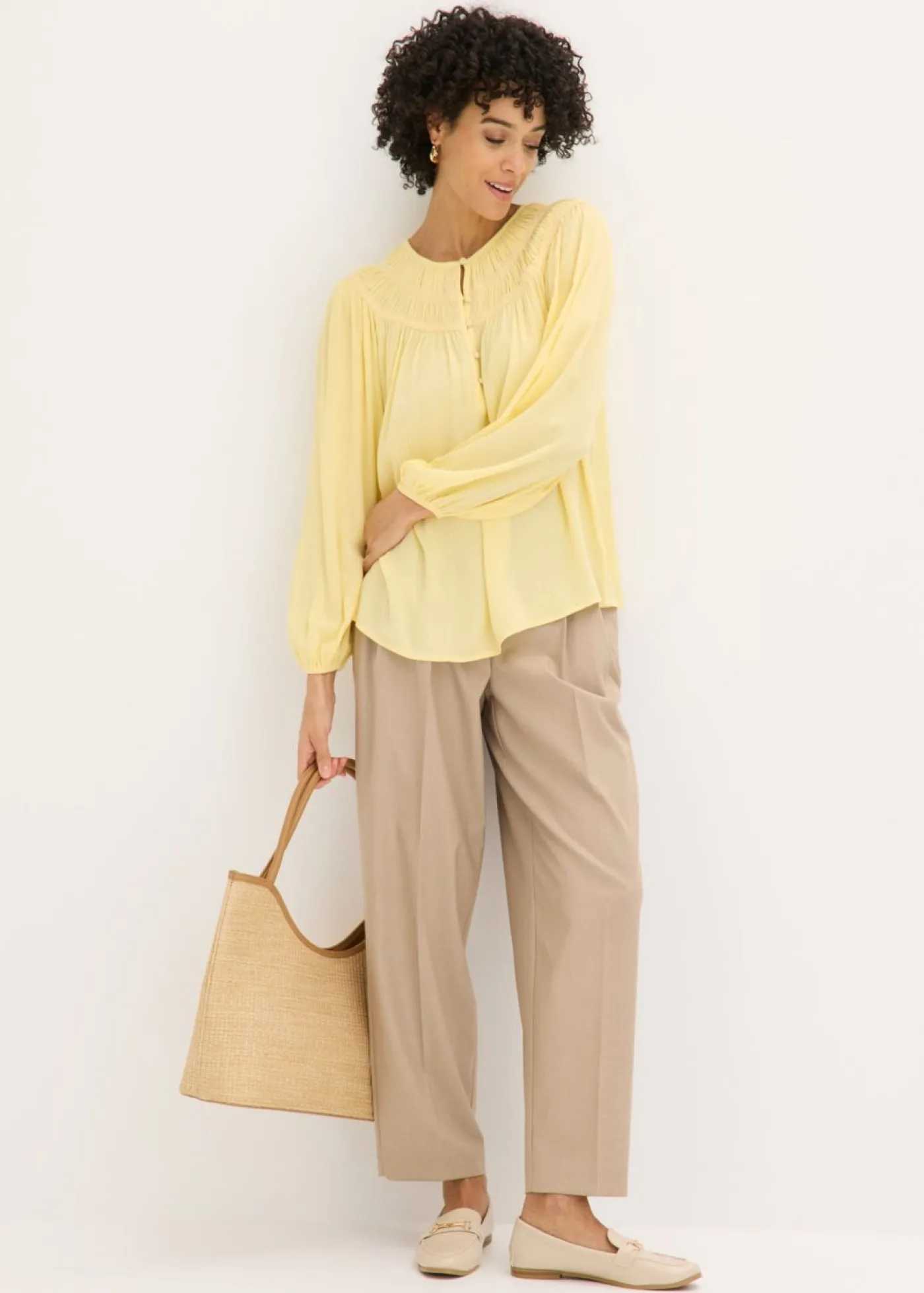 bonprix bonprix Camisas Y Blusas|Novedades>Túnica con cintas de encaje Amarillo claro