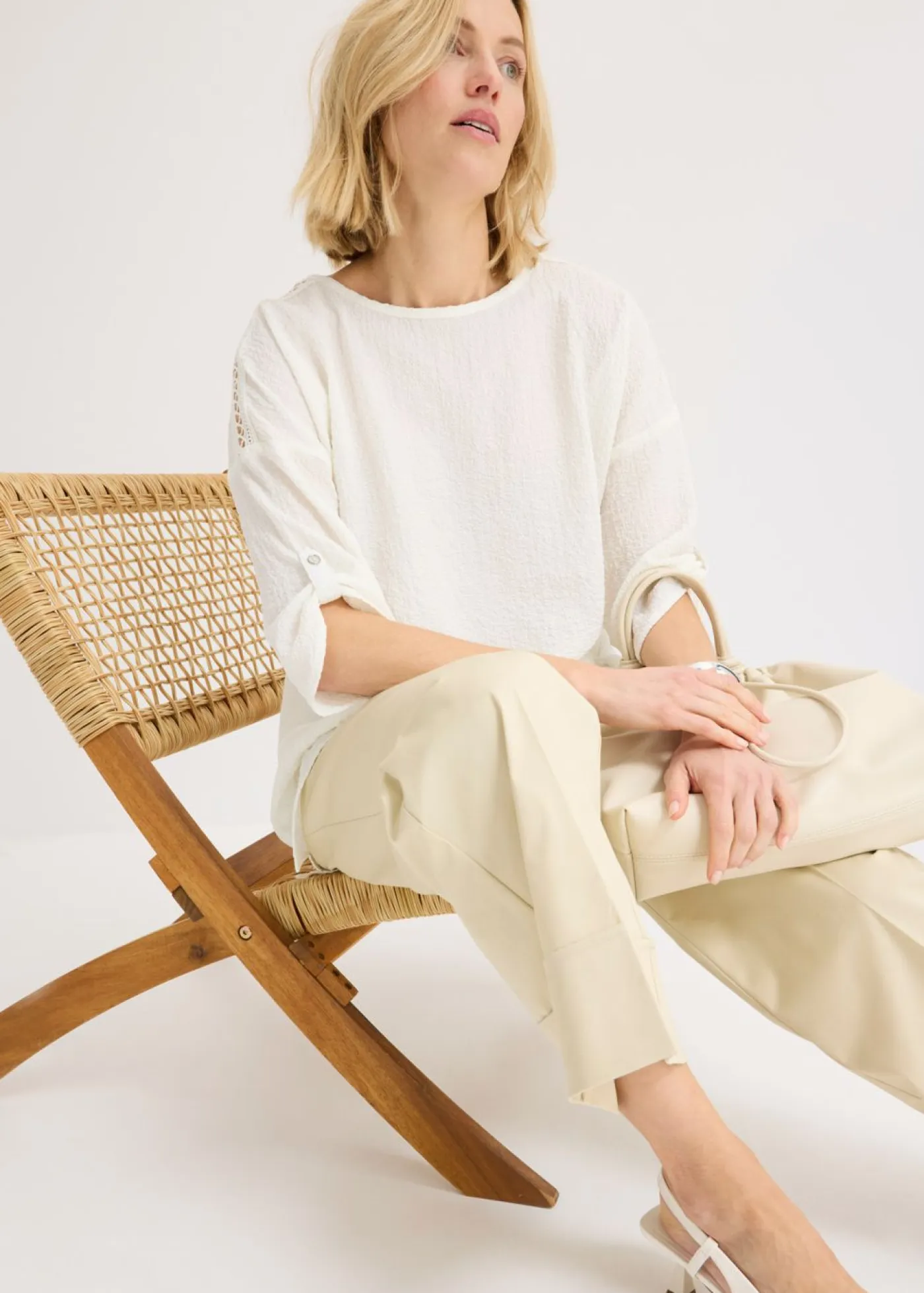 Mujer bonprix bonprix Túnica con estructura y cinta de encaje