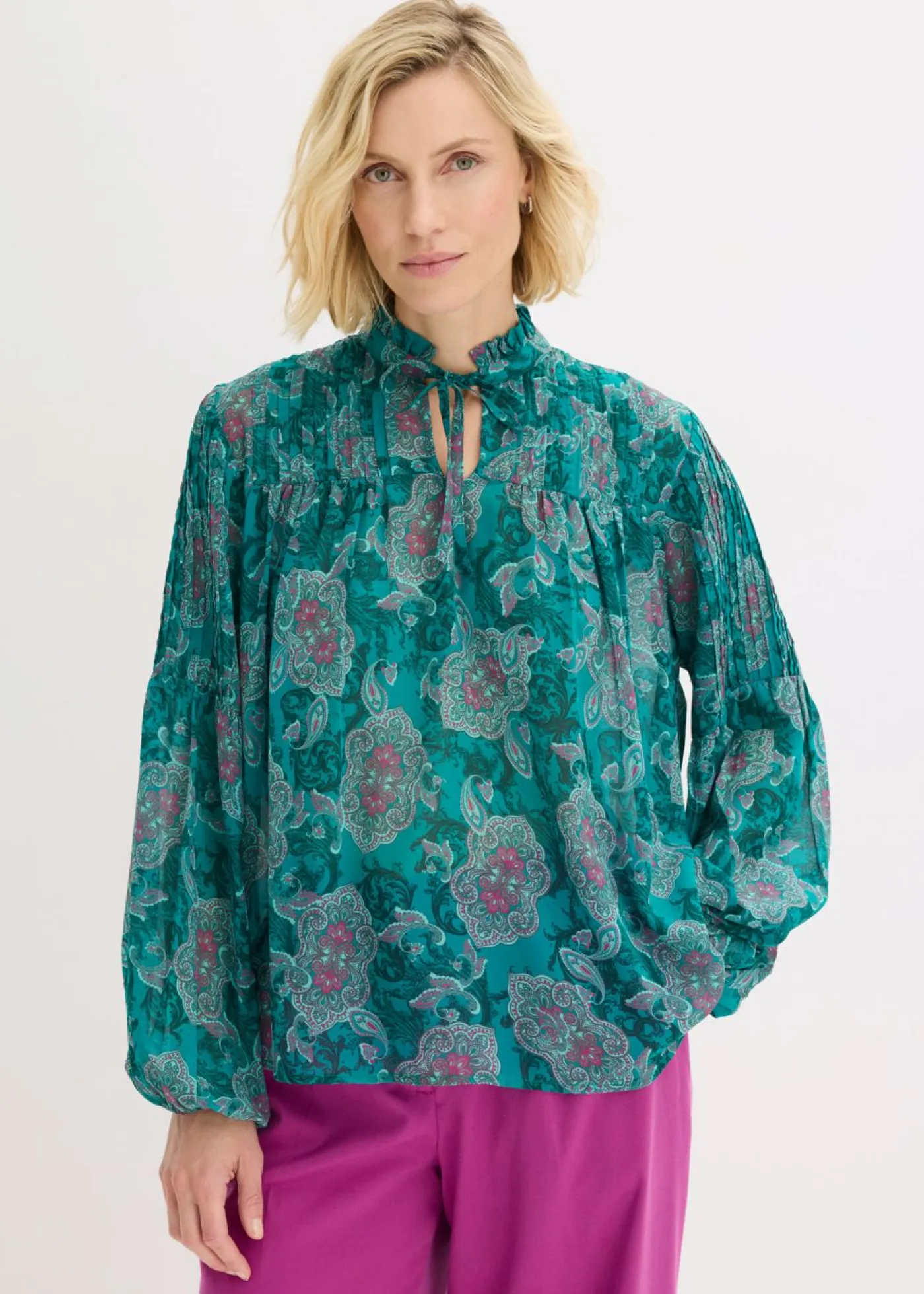 bonprix bonprix Camisas Y Blusas>Túnica de gasa con patrón paisley esmeralda oscuro-verde agua-fucsia oscuro
