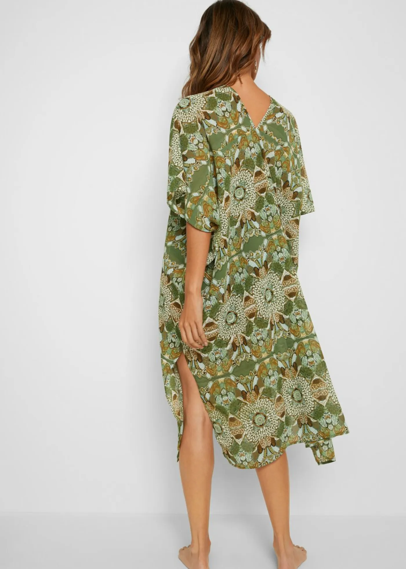 bonprix bonprix Ropa De Playa|Vestidos>Túnica de playa oversize de gasa ligera verde/beige con flores