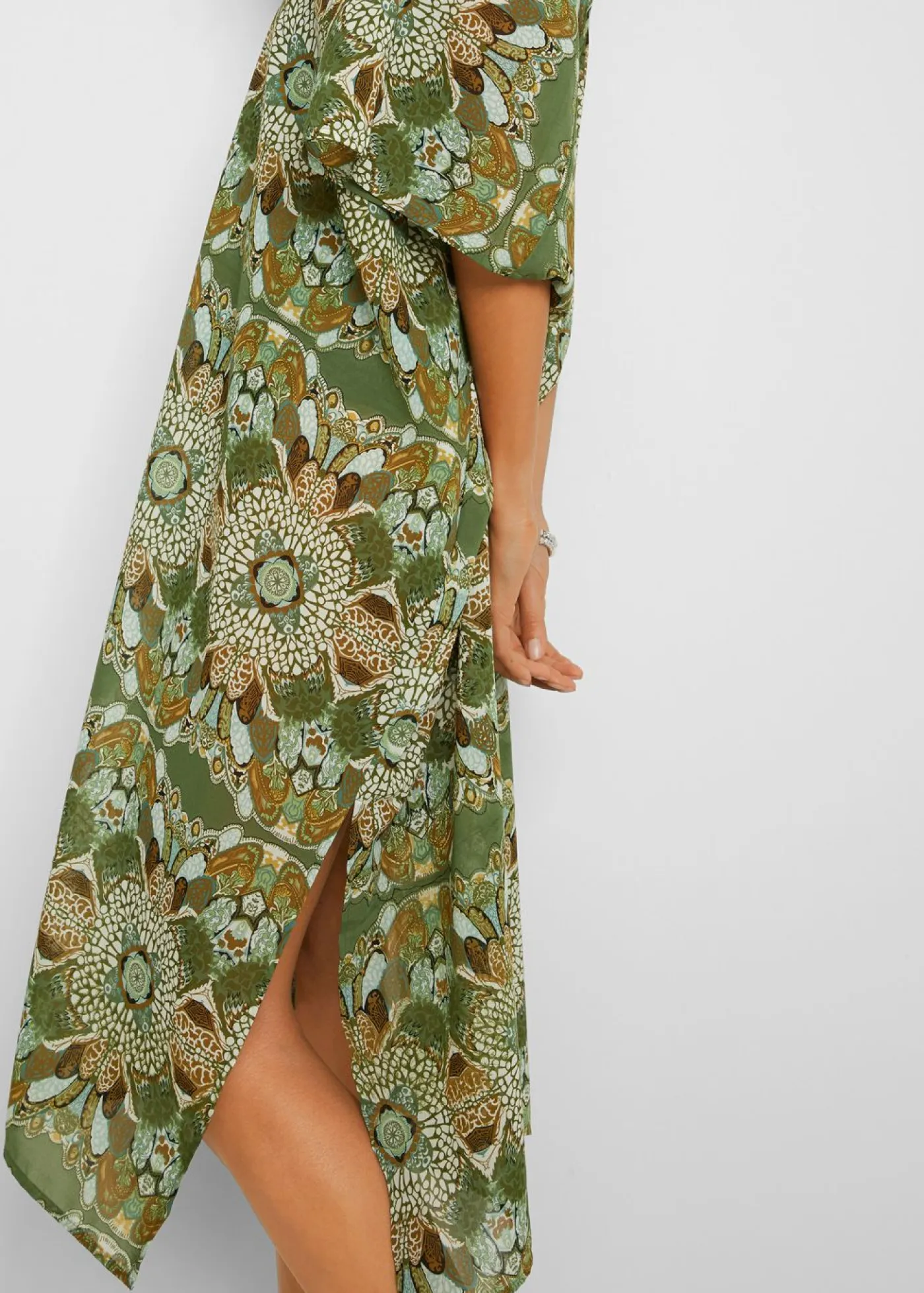 bonprix bonprix Ropa De Playa|Vestidos>Túnica de playa oversize de gasa ligera verde/beige con flores