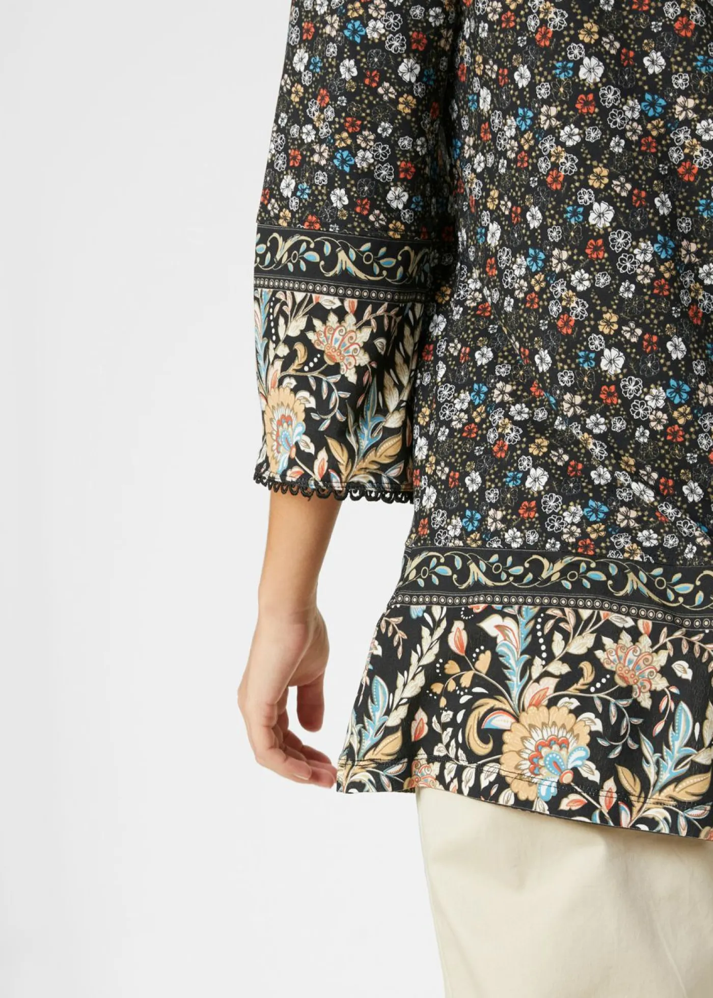 bonprix bonprix Camisas Y Blusas>Túnica de viscosa sostenible negro azul etéreo cayena café con leche beige mate verde oliva claro verde aceite naranja oscuro con flores