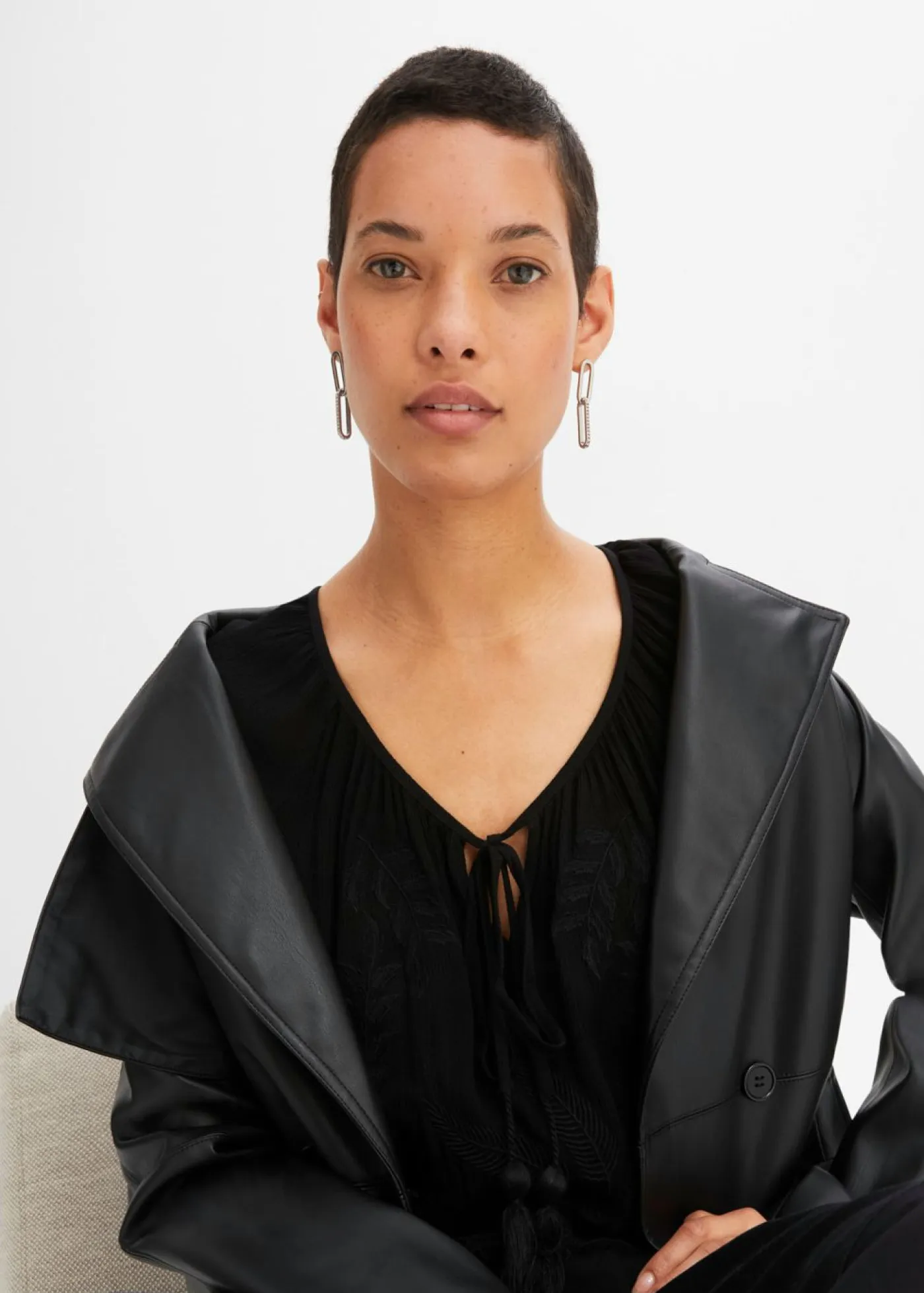 bonprix bonprix Camisas Y Blusas>Túnica de viscosa suave Negro