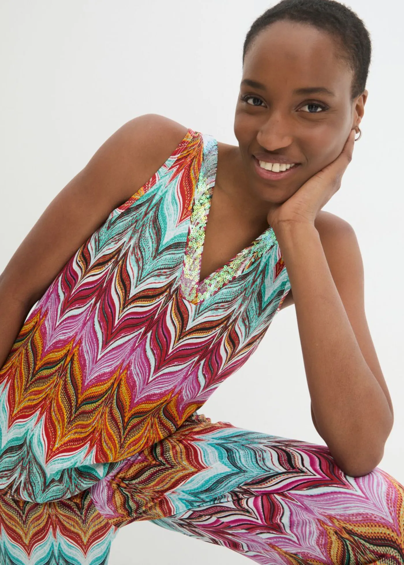 bonprix bonprix Camisetas>Top con lentejuelas Multicolor