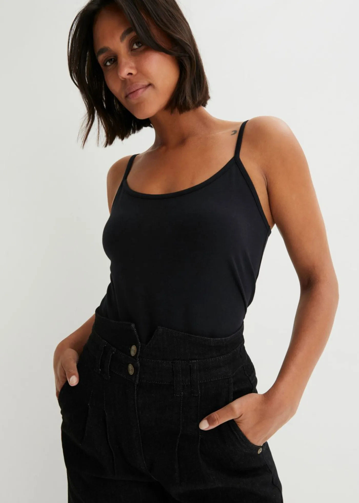 Mujer bonprix bonprix Top de algodón orgánico puro con tirantes finos (2 unidades)